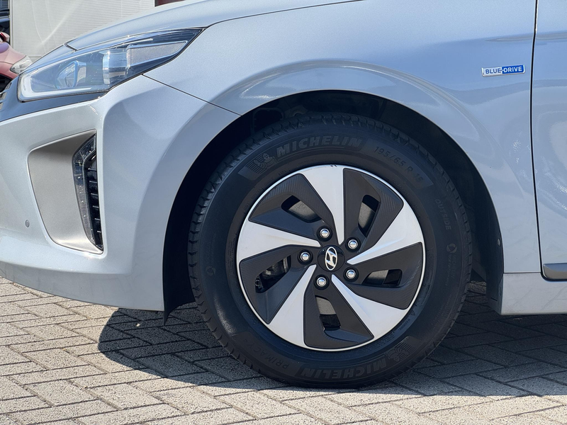 Hyundai IONIQ 1.6 GDi Comfort NL-AUTO | NAVI | CARPLAY | CAMERA — photo 10