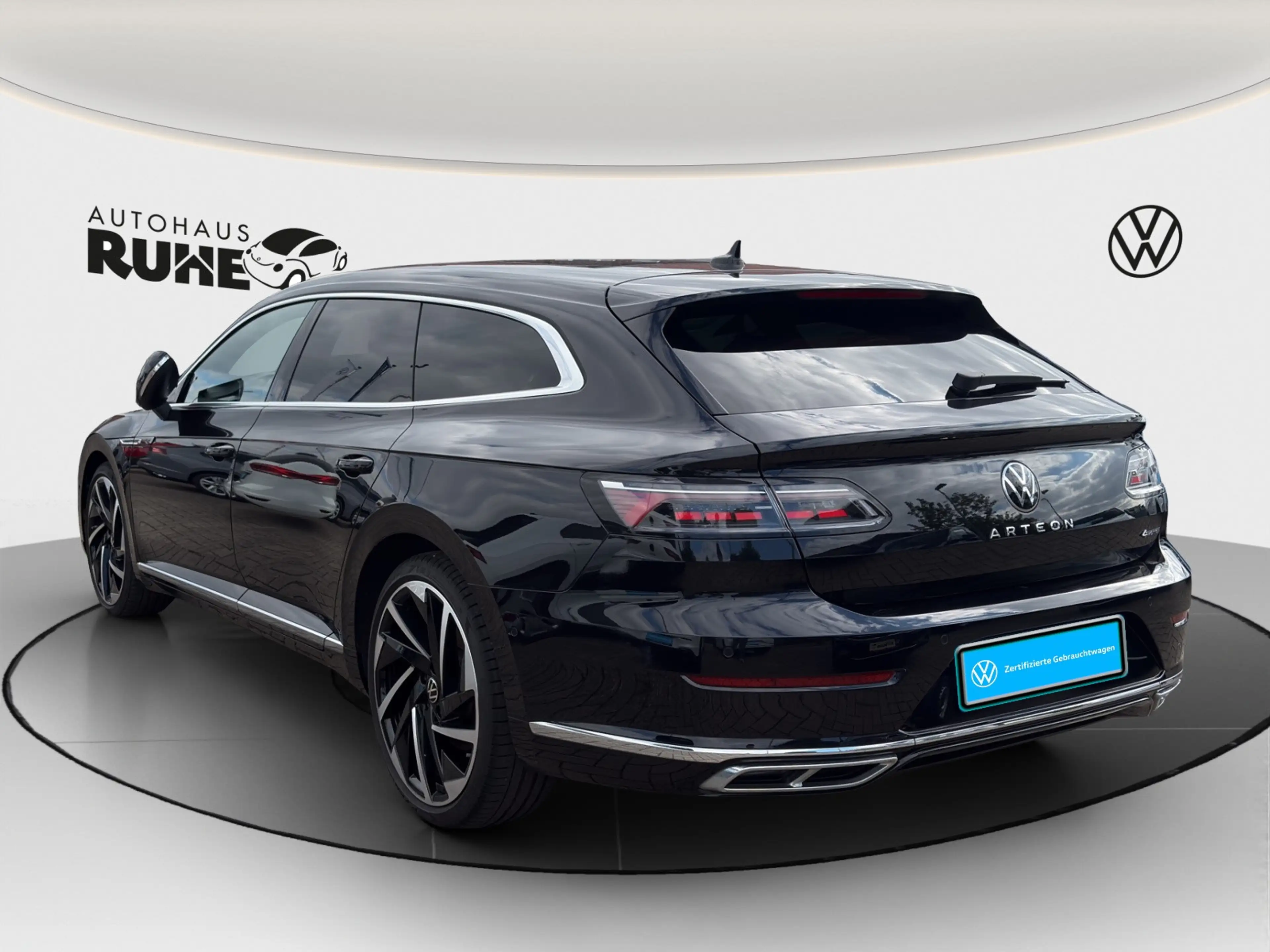 Volkswagen Arteon Shooting Brake R-Line 2.0 TSI 206 kW DSG — photo 3