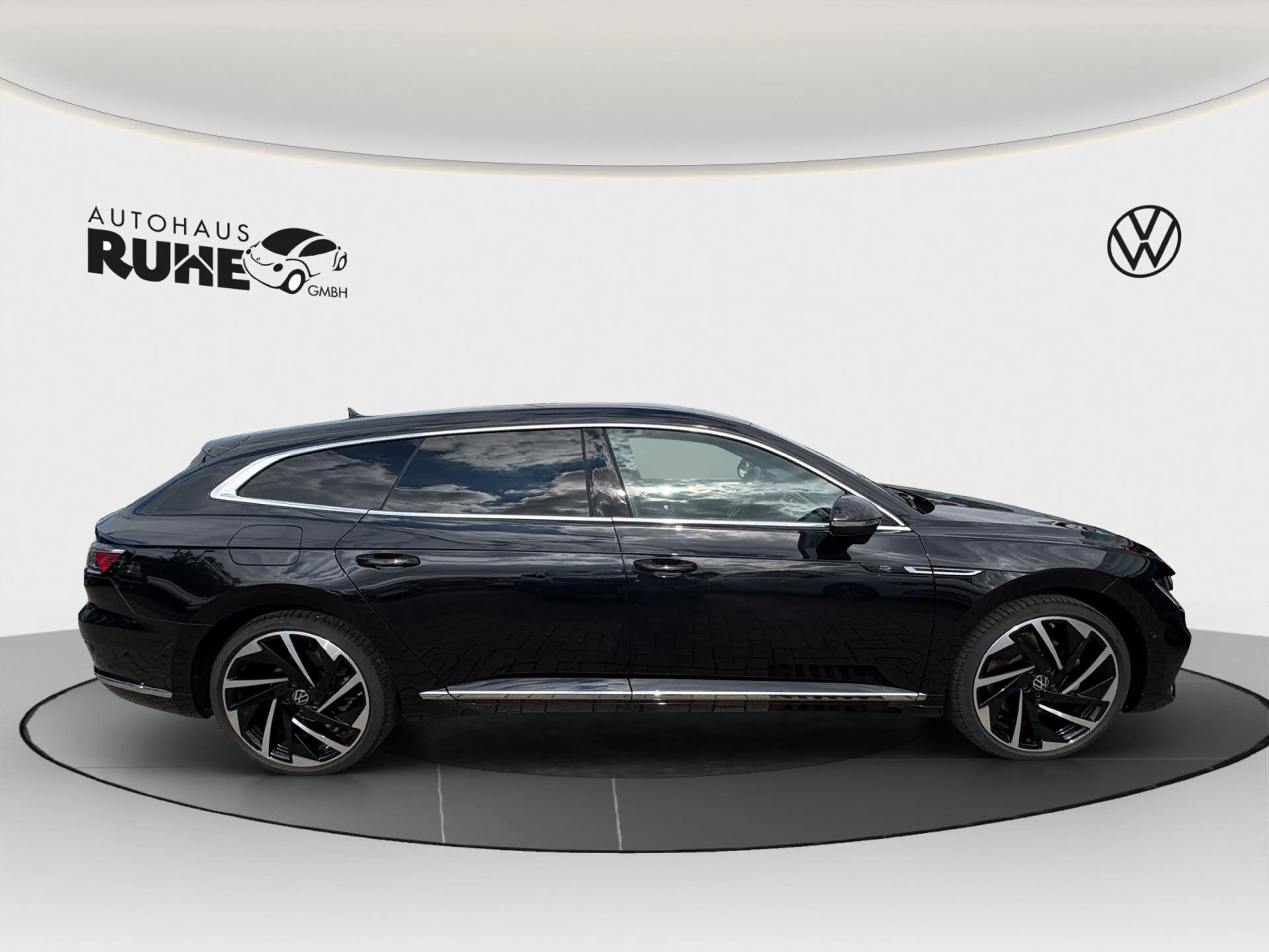 Volkswagen Arteon Shooting Brake R-Line 2.0 TSI 206 kW DSG — photo 7