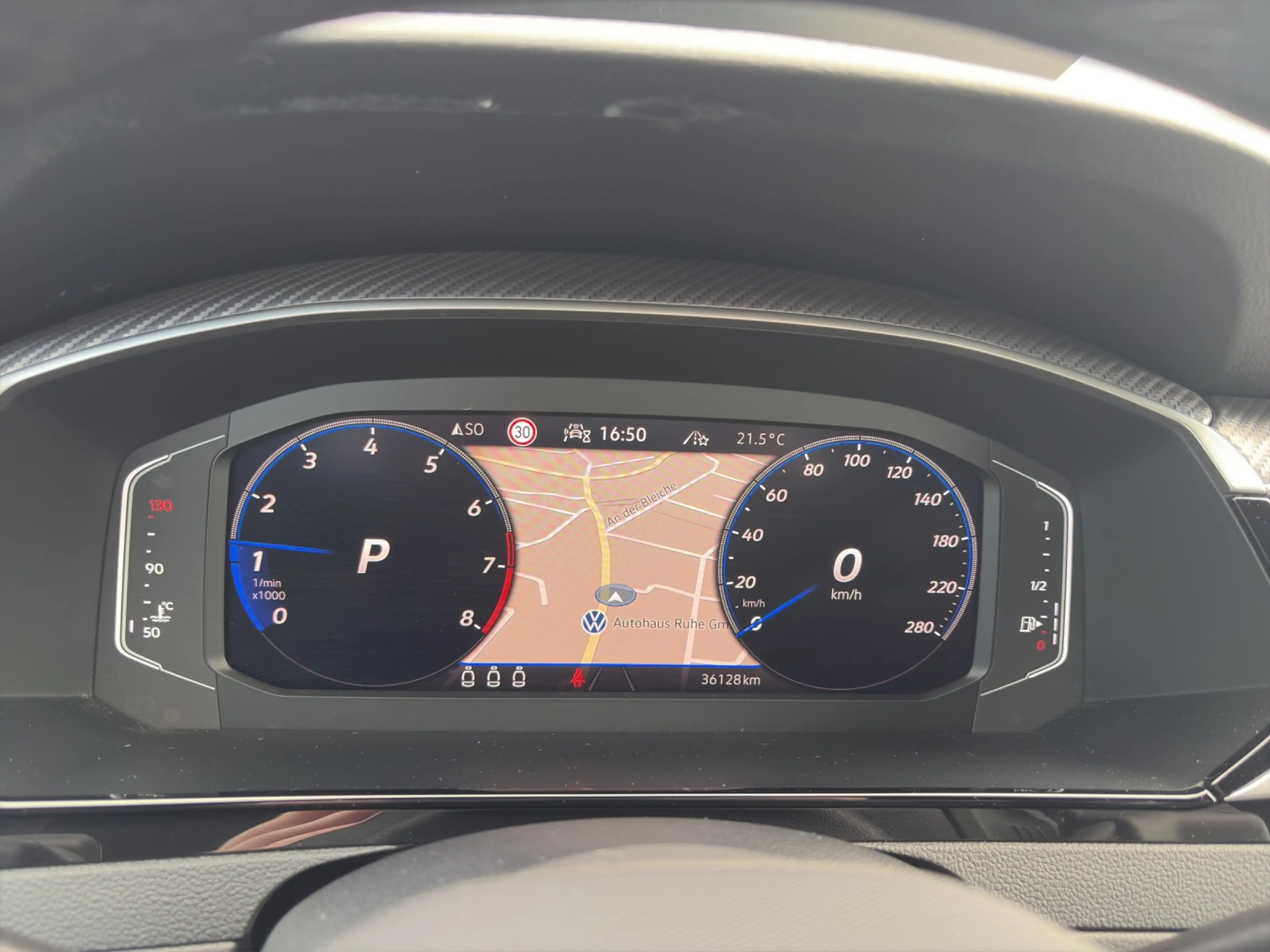 Volkswagen Arteon Shooting Brake R-Line 2.0 TSI 206 kW DSG — photo 15