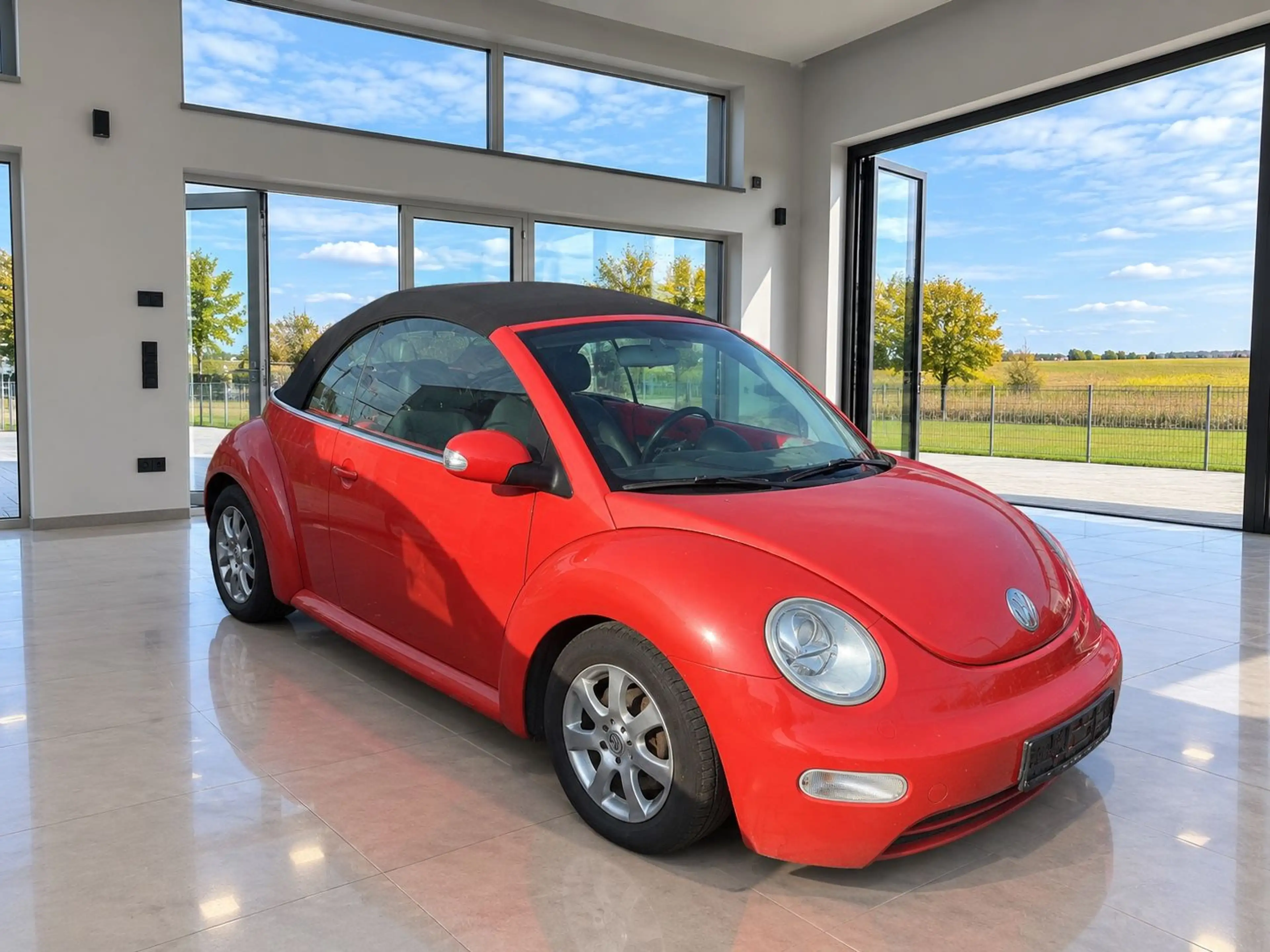 Volkswagen Beetle CABRIOLET** TüV NEU ** AUTOMATIK ! — photo 2