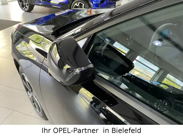 Opel Astra view 10