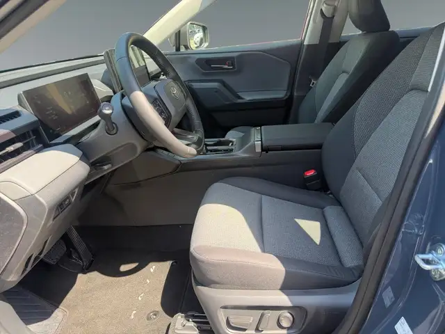 Toyota Rav4 view 10