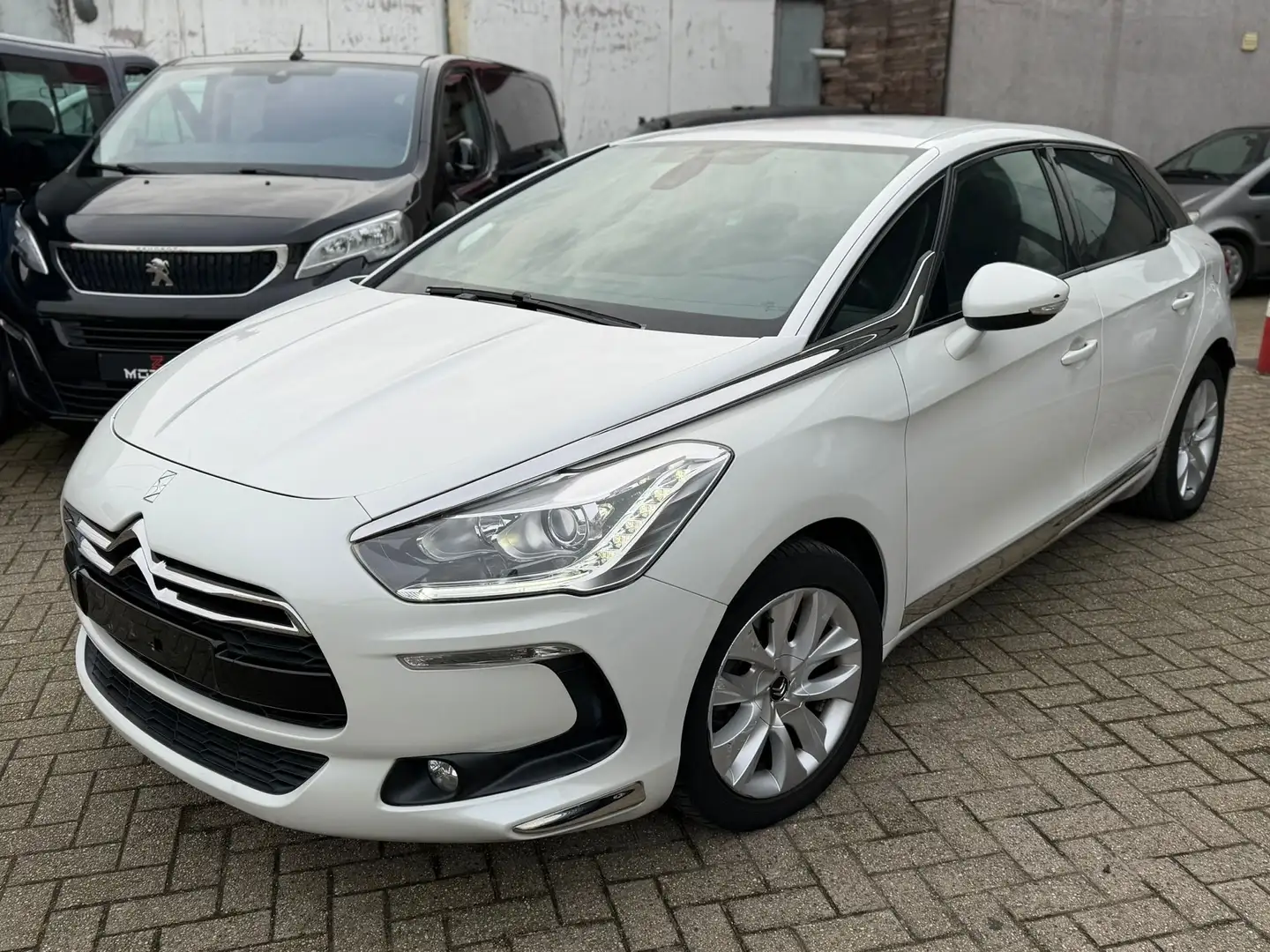 DS Automobiles DS 5 Weinig Km Automaat Benzine!! Weiß - 2