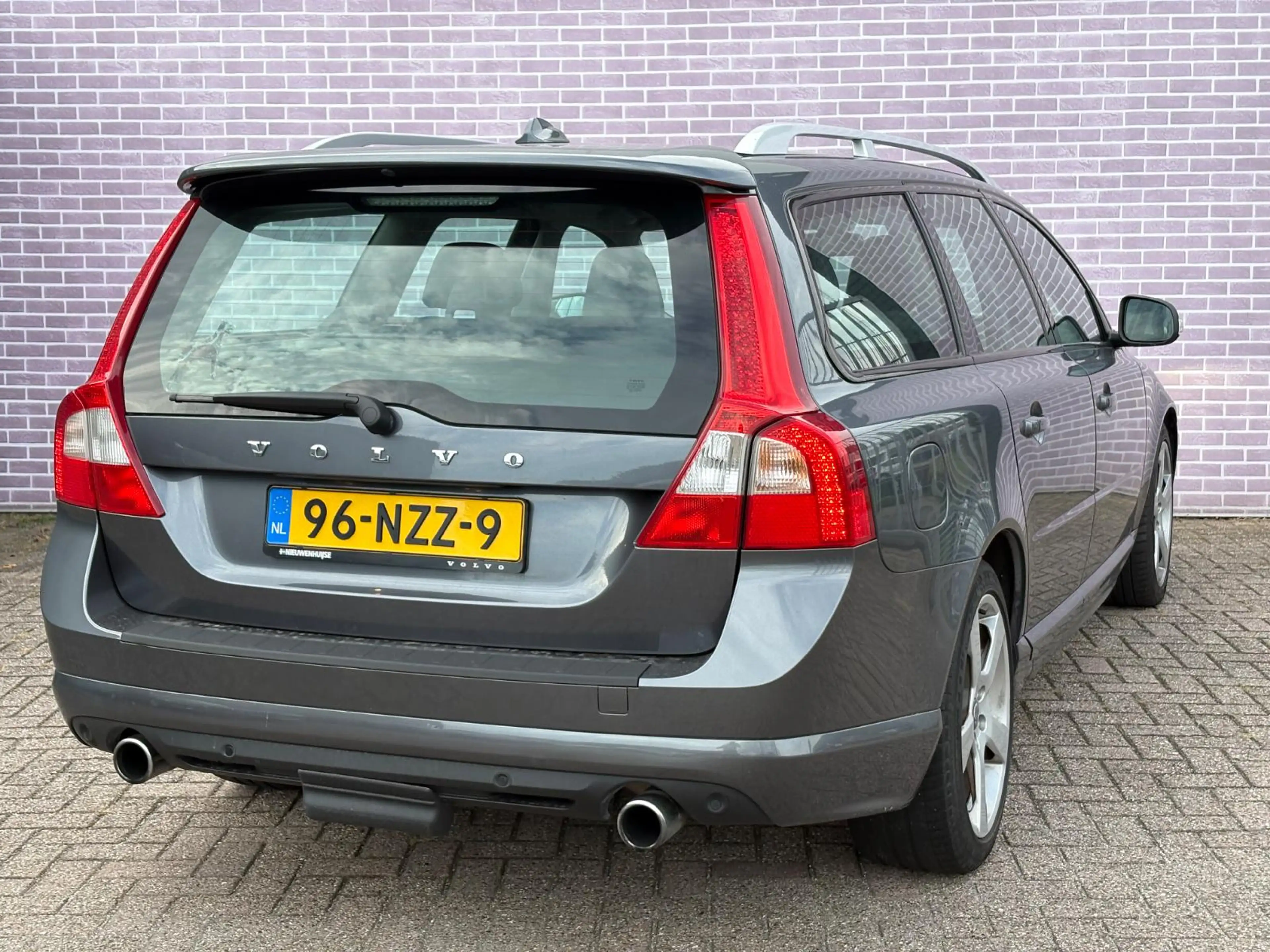 Volvo V70 2.0T R-Edition | Trekhaak | Stoelverwarming | Navi — photo 3