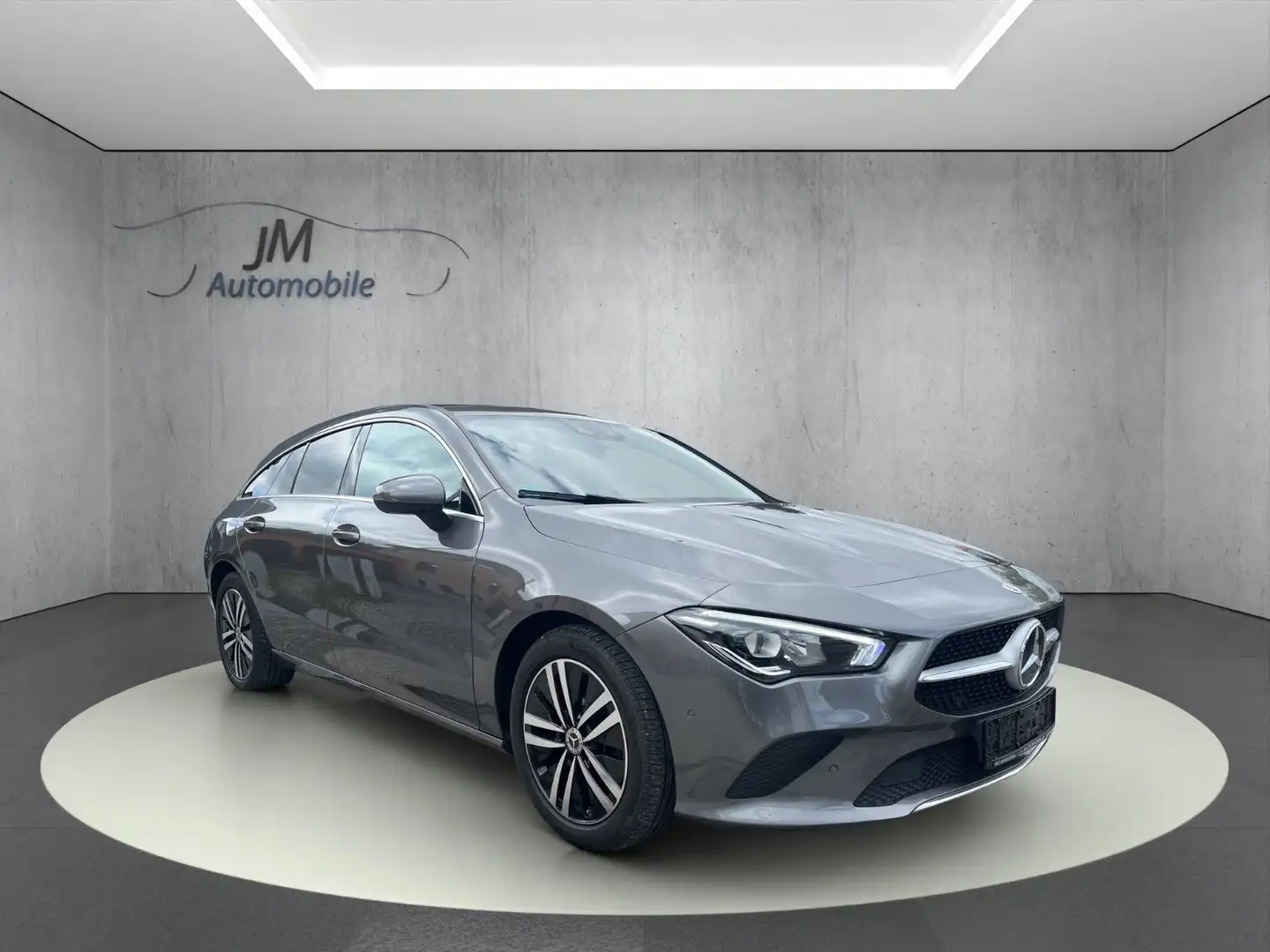 Mercedes-Benz CLA 180 d Shooting BrakeLeder LED Navi Progressi Grijs - 1