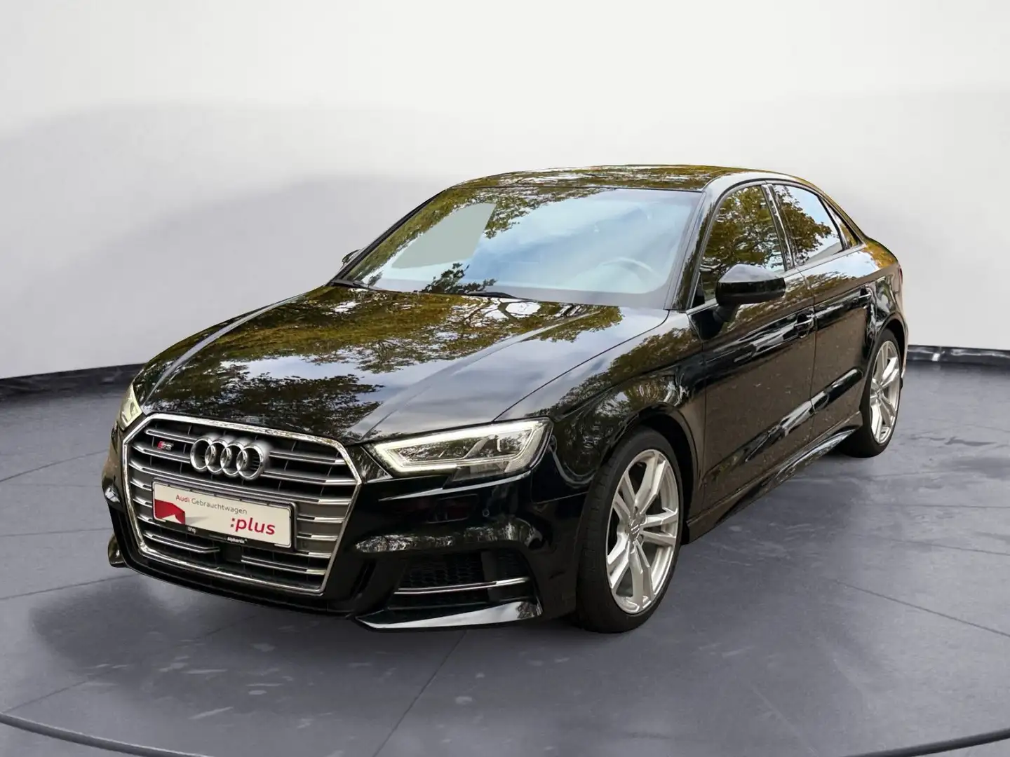 Audi S3 2.0 TFSI LED/Kamera/Navi/Interface/ Schwarz - 2