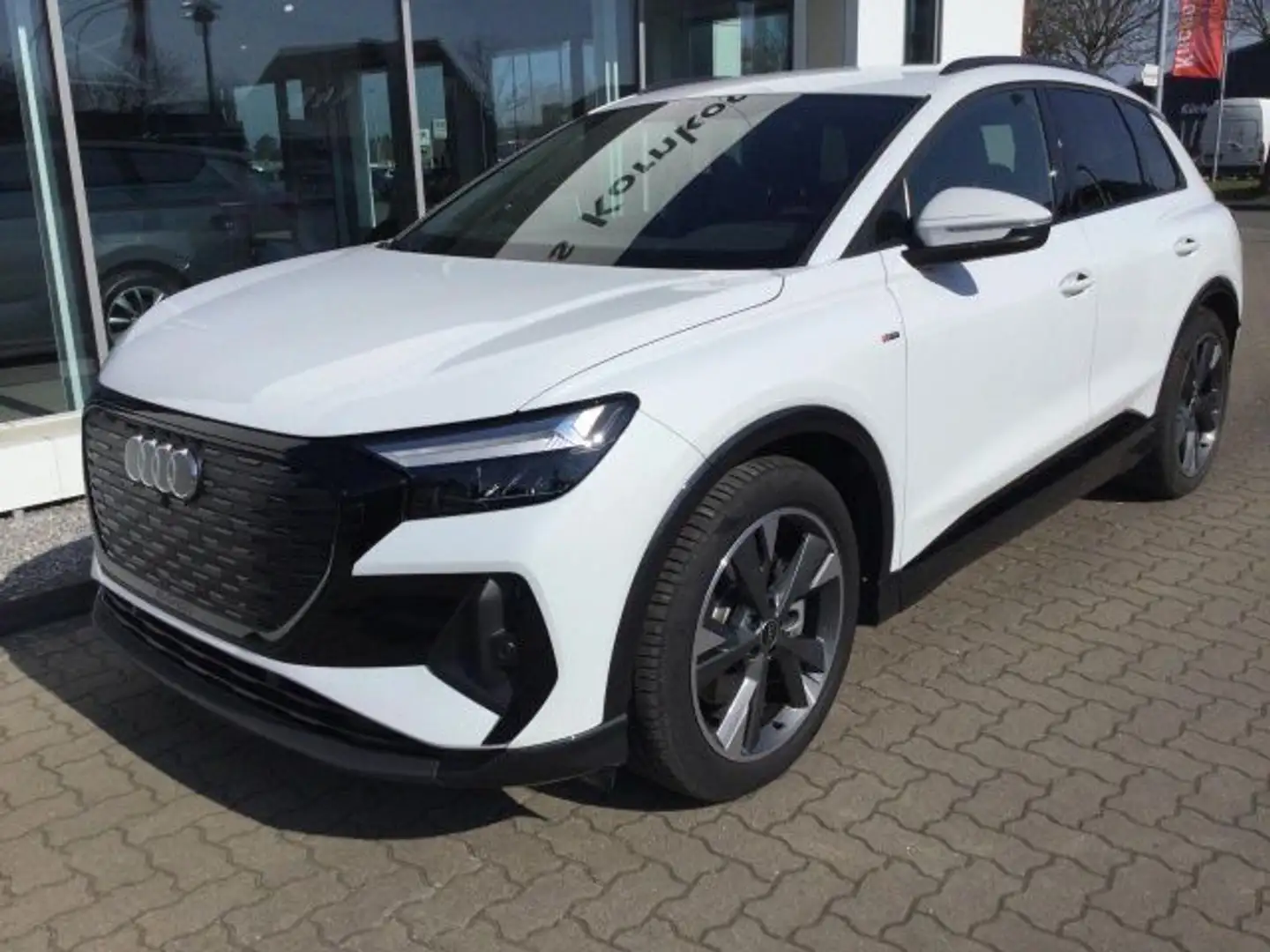 Audi Q4 e-tron Q4 40 e-tron S-line 77kWh Gar 12/26 Bluetooth Navi Blanc - 2