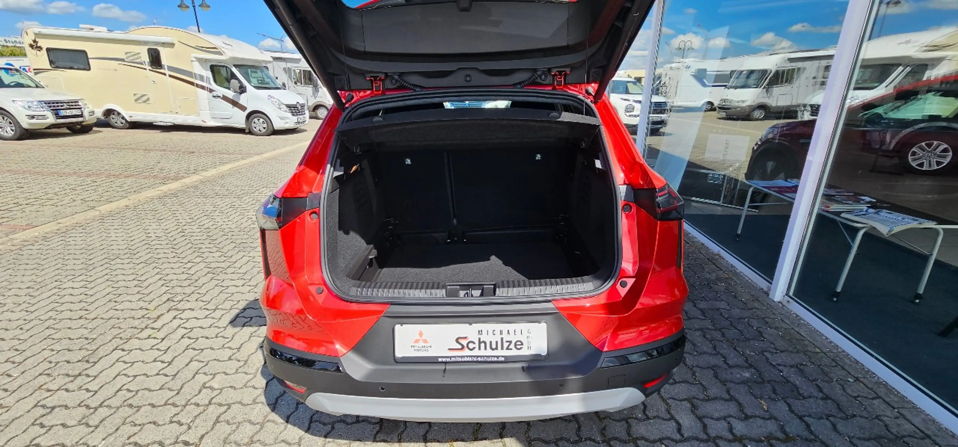 Mitsubishi Grandis Intro Edition 1.3 T-Benziner 6-Gang — photo 8