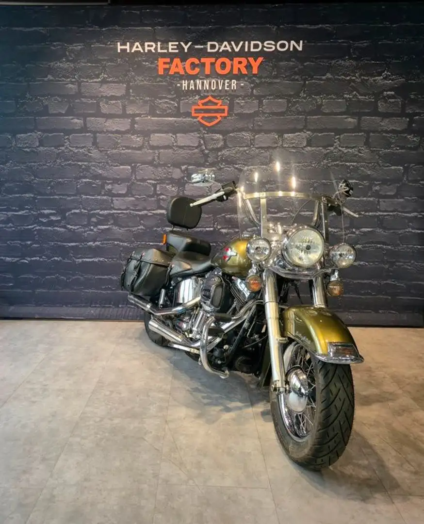 Harley-Davidson Heritage Classic Oro - 1
