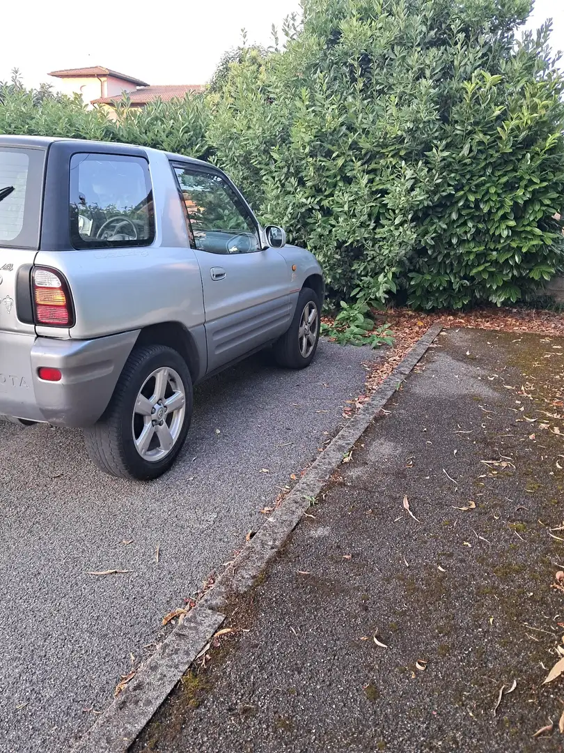 Toyota RAV 4 RAV4 3p 2.0 - 2