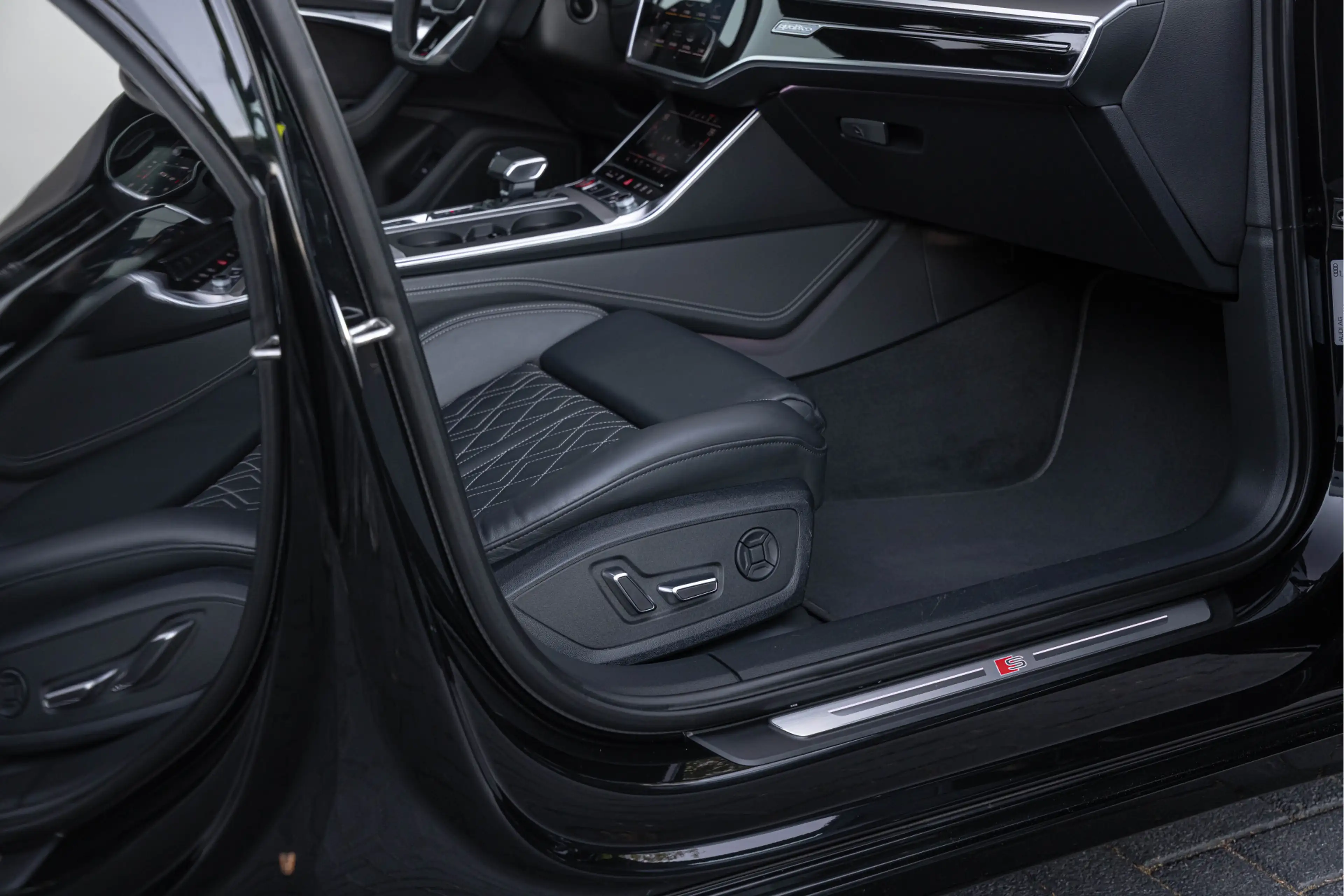 Audi S6 Avant 350pk TDI Quattro Luchtv. Pano S-stoelen B&O — photo 17