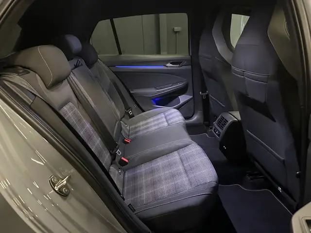 Volkswagen Golf view 27