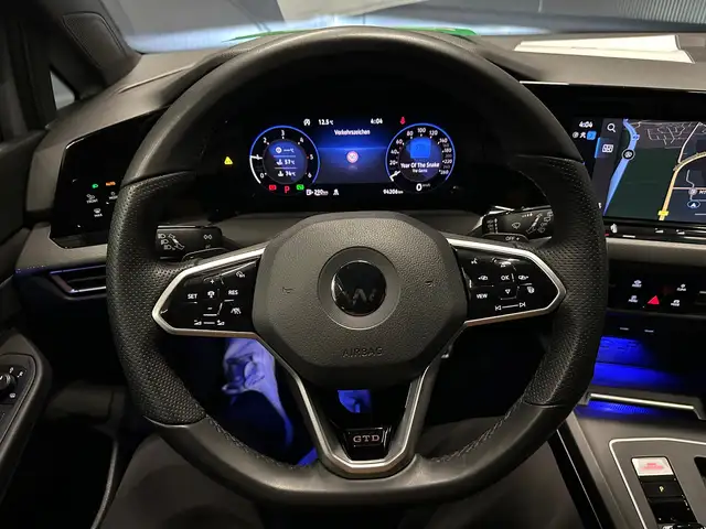 Volkswagen Golf view 16