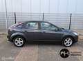 Ford Focus 1.6 Trend NAP Cruise control Trekhaak AIRCO Grijs - thumbnail 5