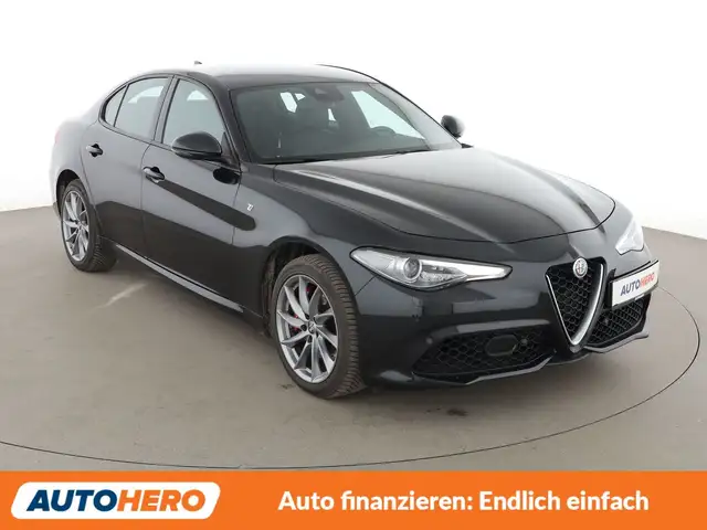 Alfa Romeo Giulia view 8