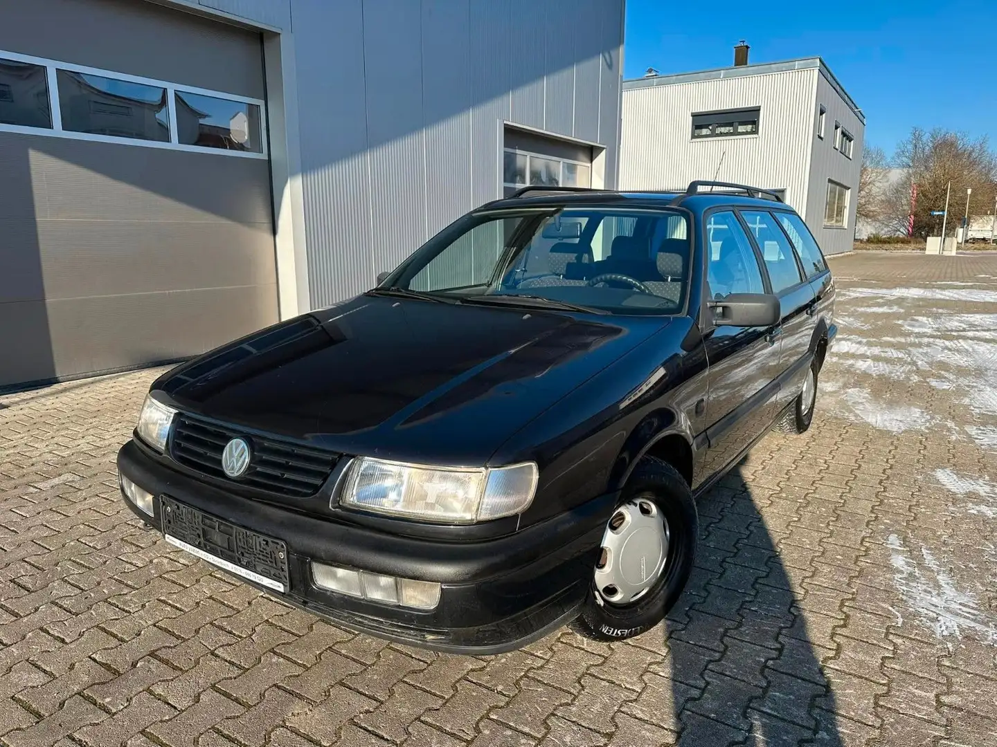 Volkswagen Passat Variant 1.8  / Servo / Zentral Noir - 2