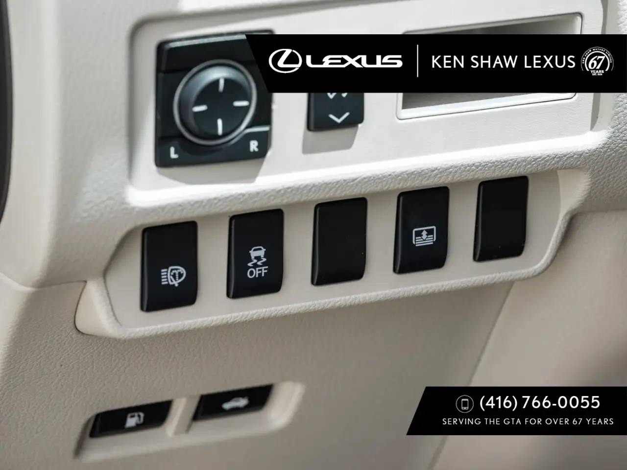Lexus HS снимка Lexus HS