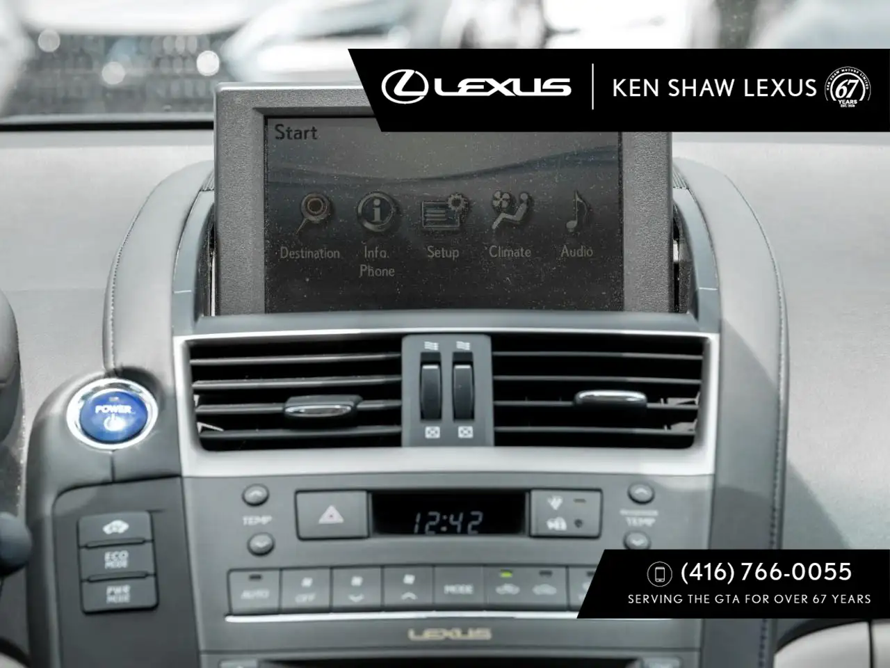 Lexus HS снимка Lexus HS