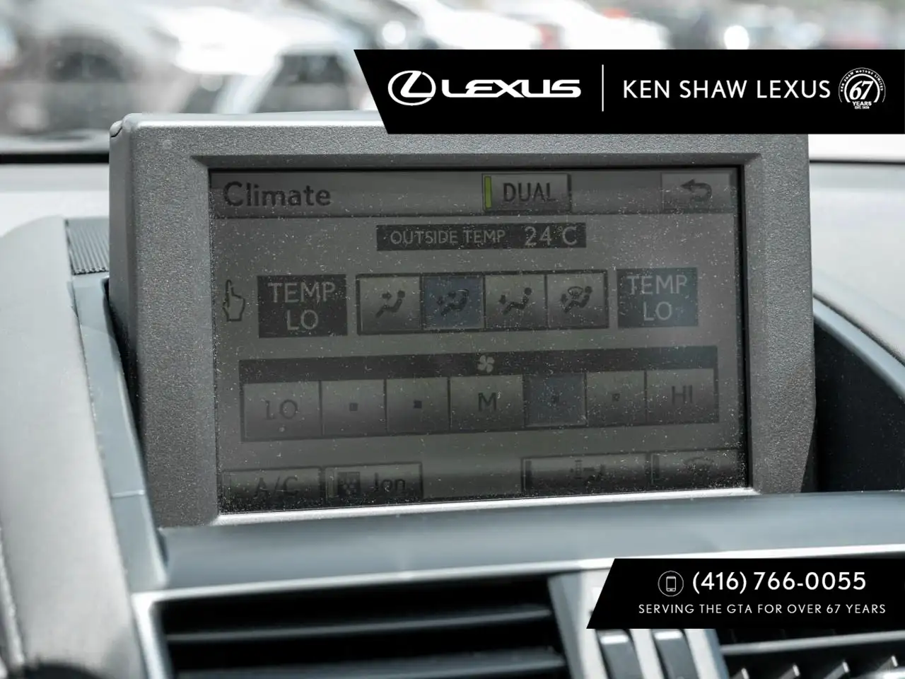 Lexus HS снимка Lexus HS