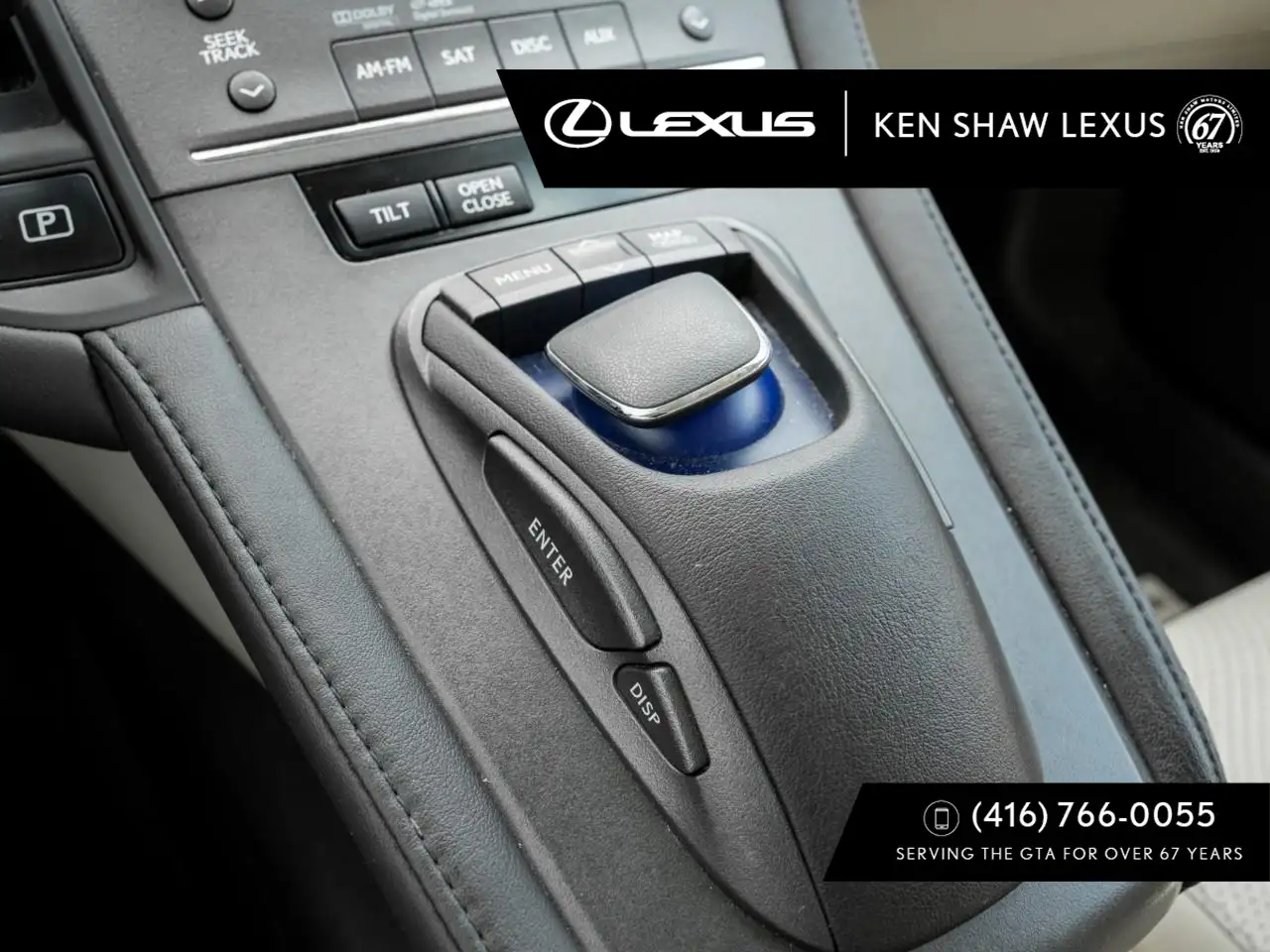 Lexus HS снимка Lexus HS