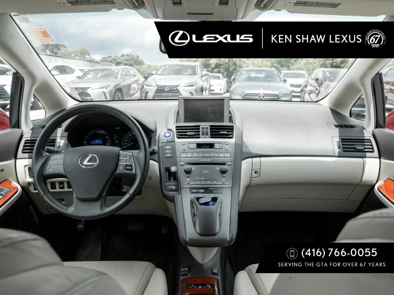 Lexus HS снимка Lexus HS