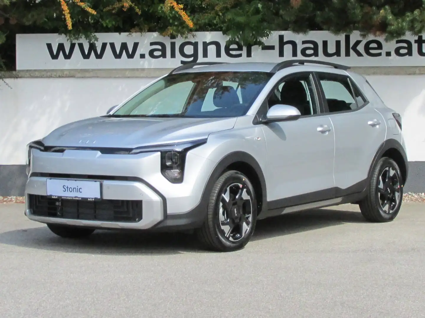 Kia Stonic 1,0 TGDI GPF ISG Titan Silber - 1
