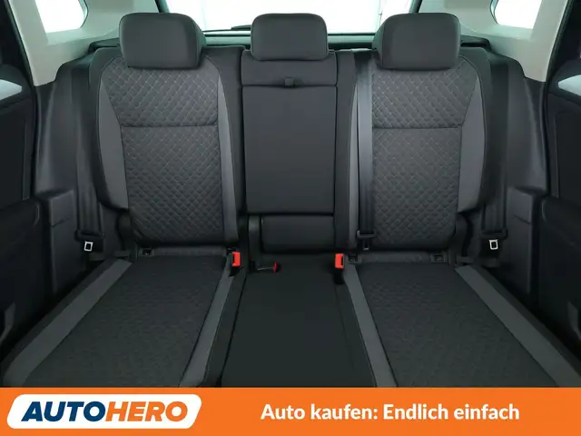 Volkswagen Tiguan view 15