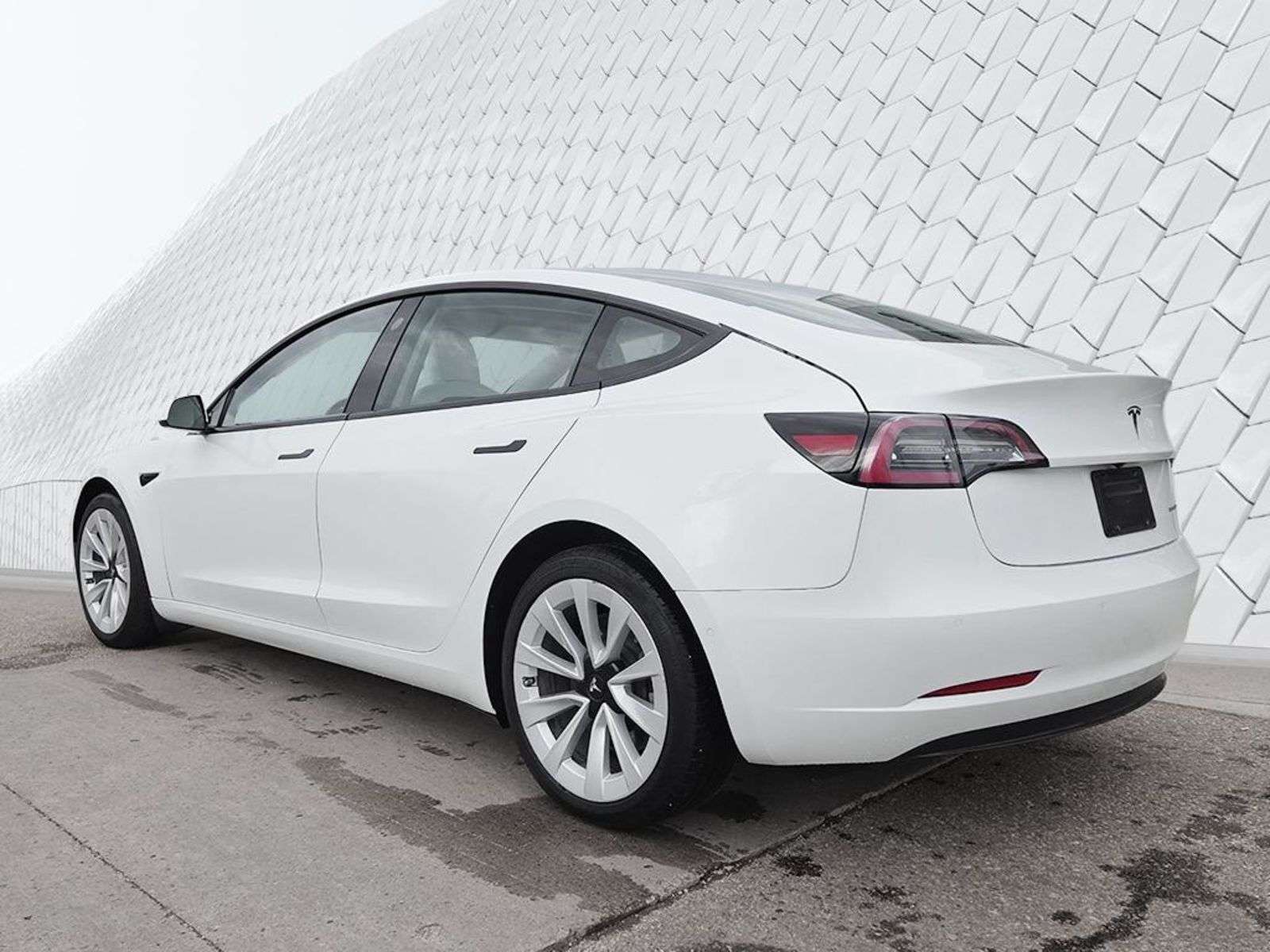 2022 Tesla Model 3 LONG RANGE AWD, AUTOSTEER, LOW KM — снимка 1