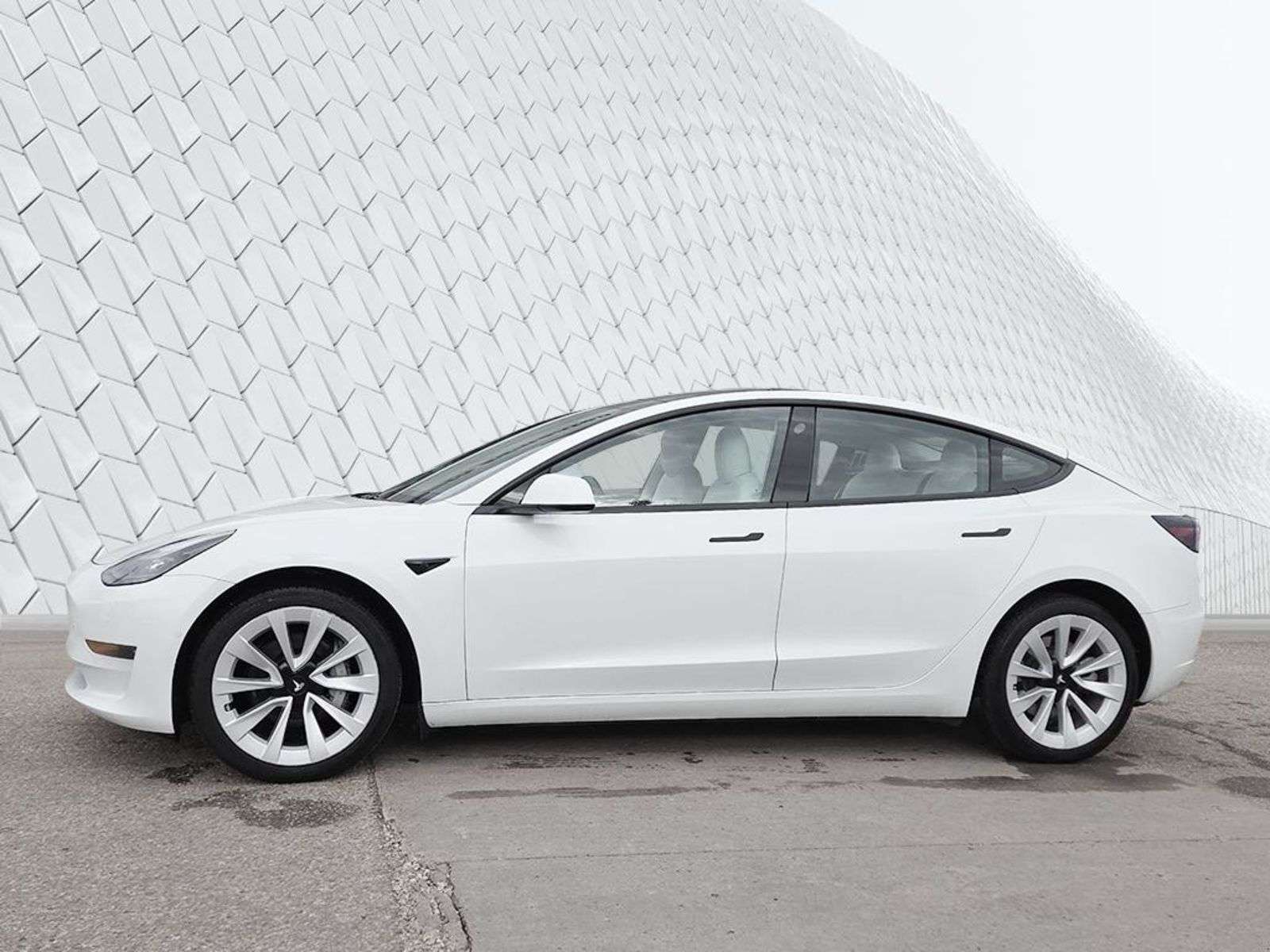 2022 Tesla Model 3 LONG RANGE AWD, AUTOSTEER, LOW KM — снимка 1