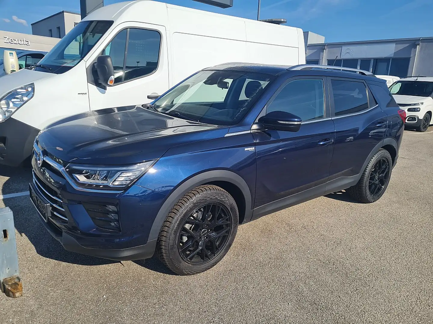 KGM Korando 1,6 2WD Road Azul - 1