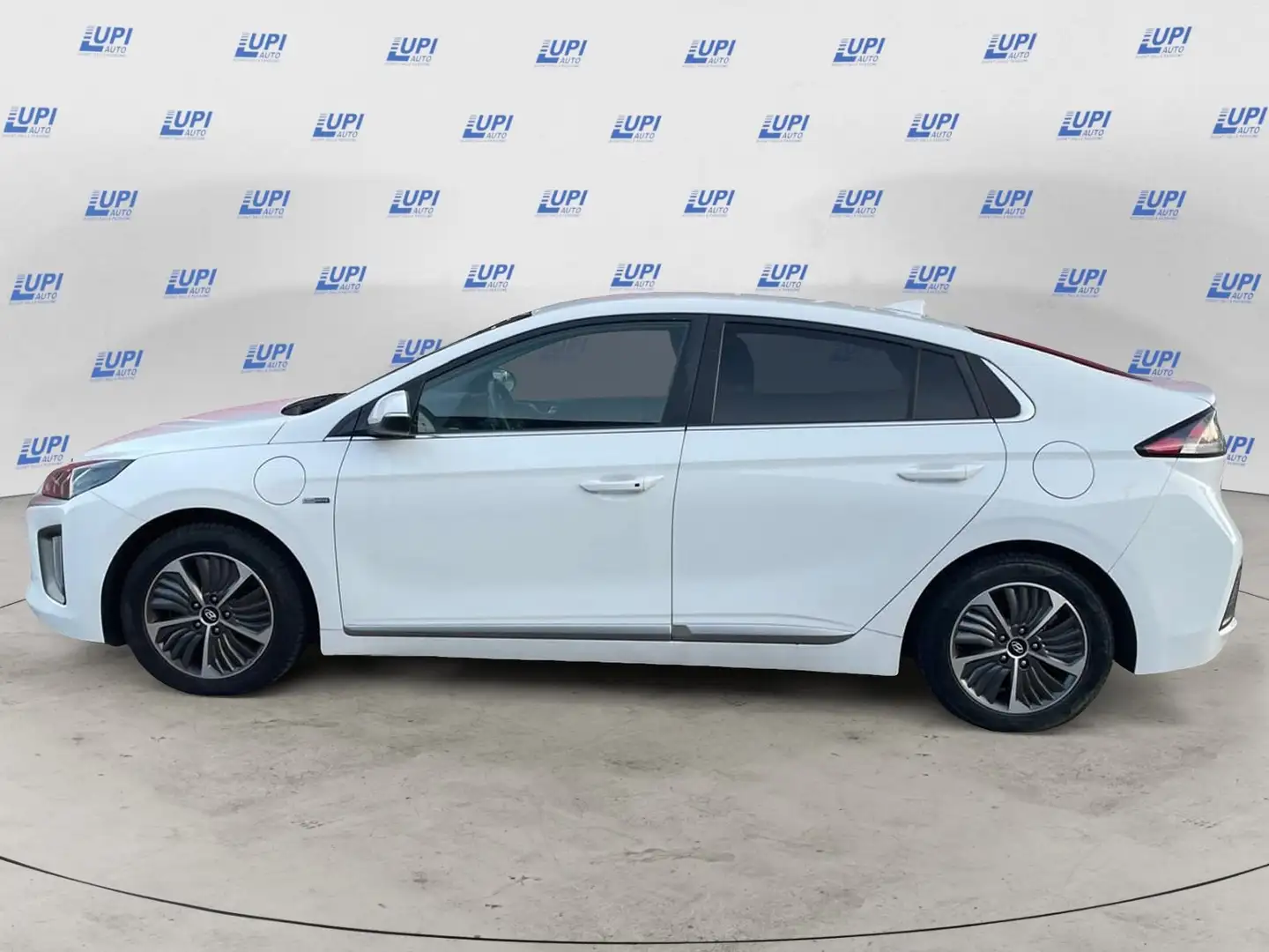 Hyundai IONIQ 1.6  Prime Plug-In ibrida Bianco - 2