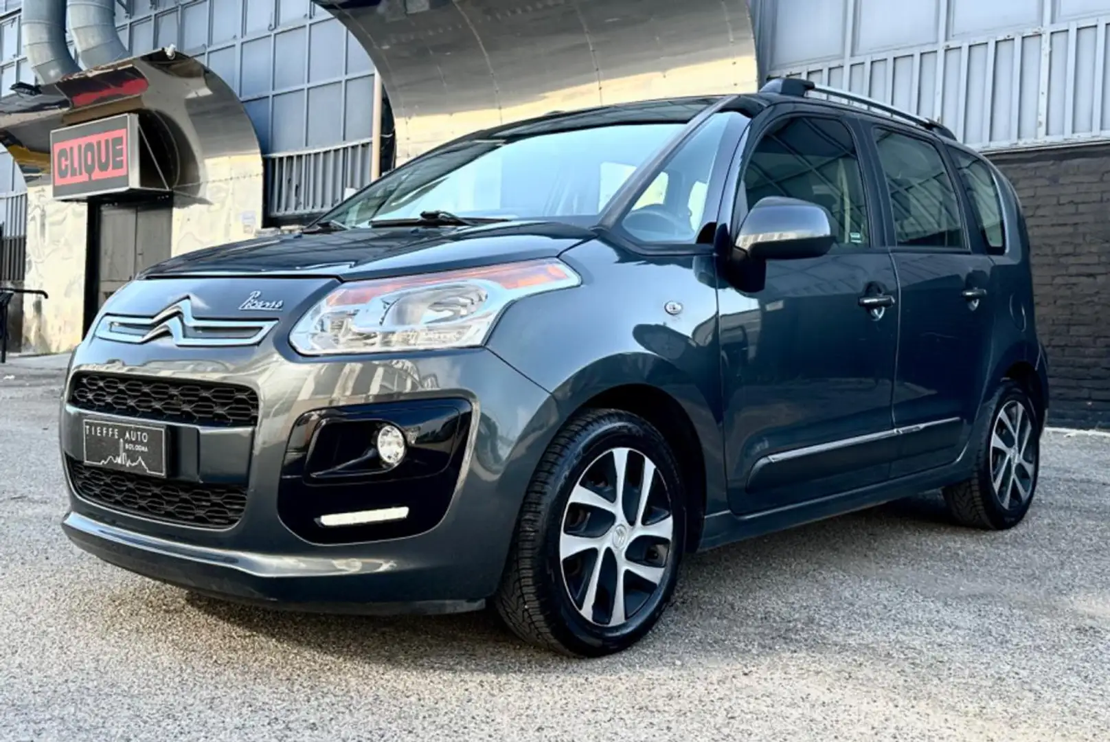 Citroen C3 Picasso BlueHDi 100 Grigio - 1
