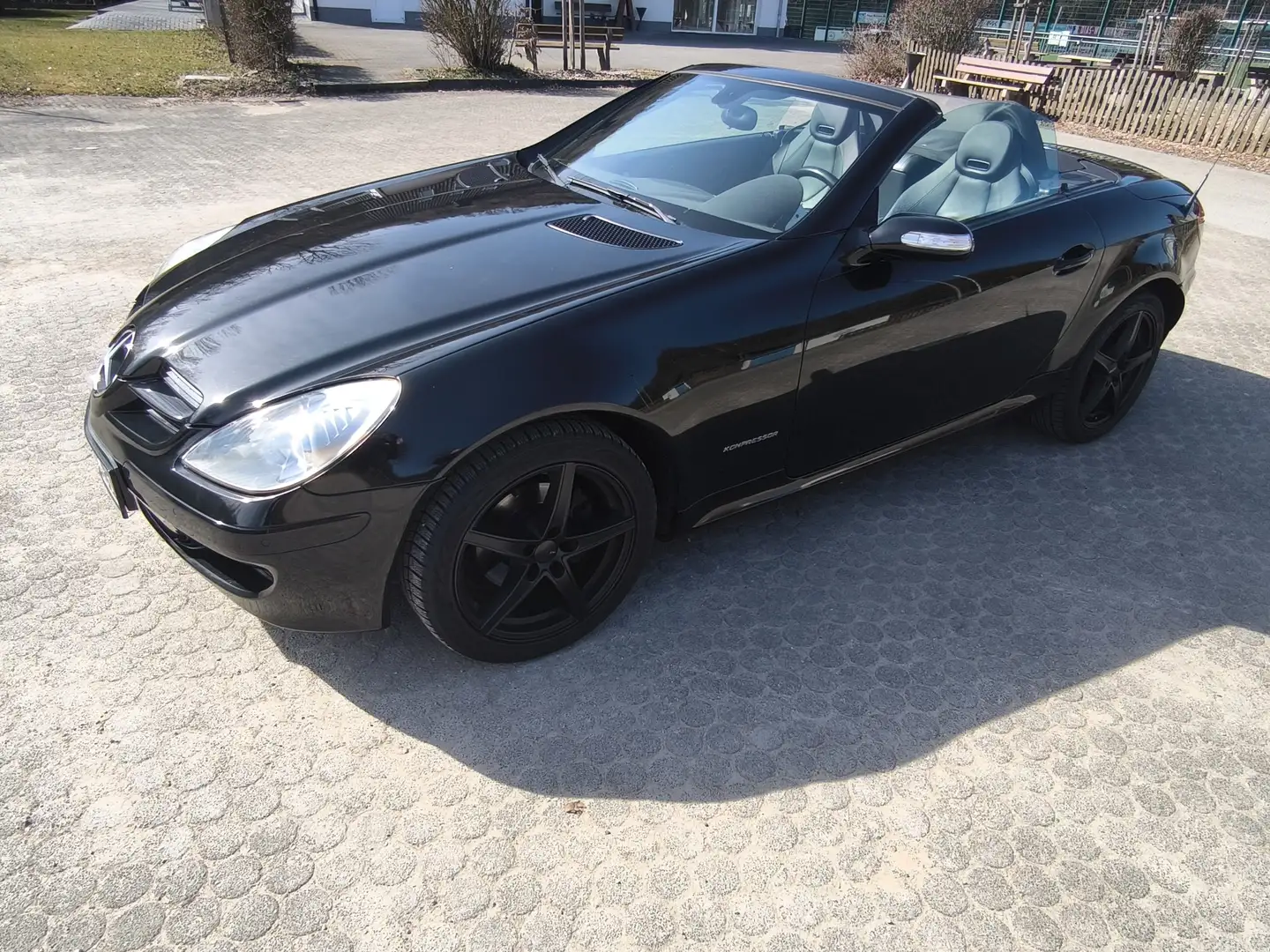 Mercedes-Benz SLK 200 Kompressor Automatik Schwarz - 2