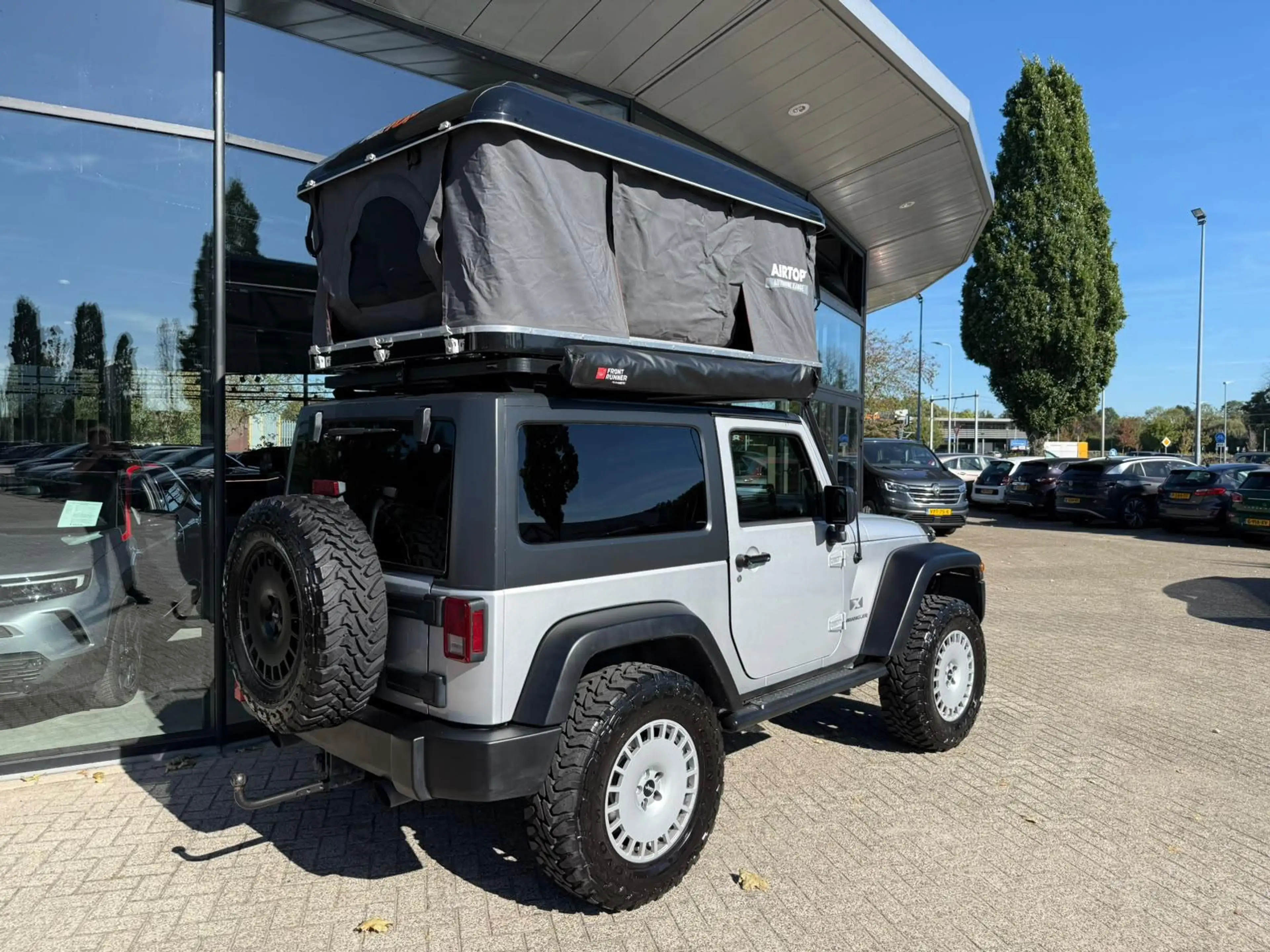 Jeep Wrangler 3.8 V6 HIGH SPORT 4X4 AUT. *UNIEK* | CARPLAY | AIR — photo 10