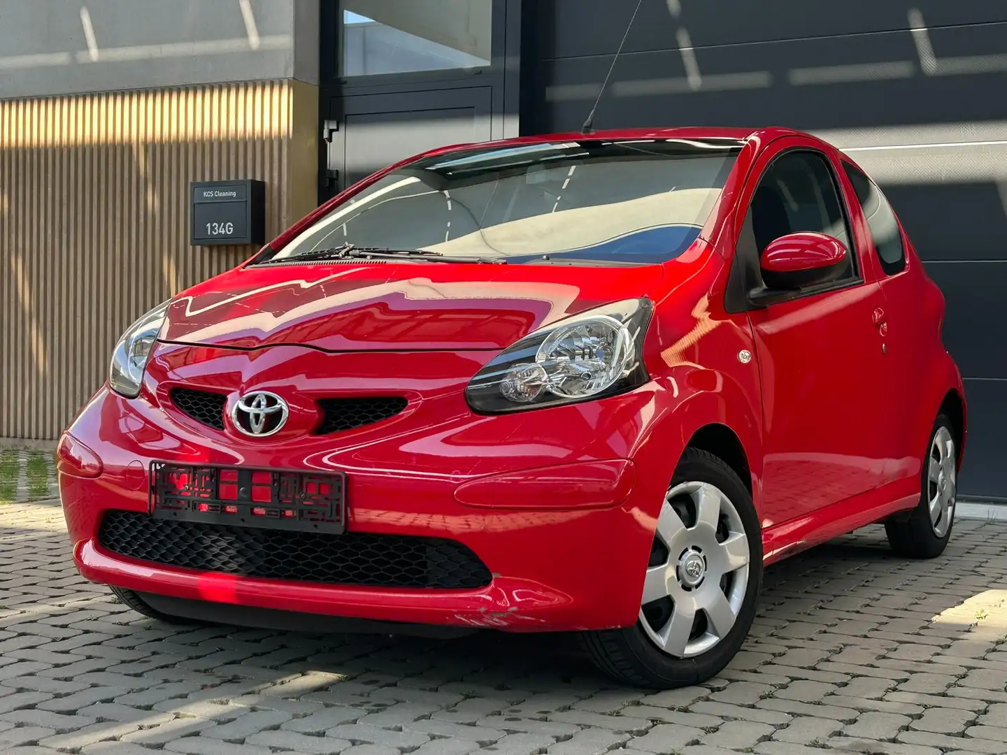 Toyota Aygo 1.0i | AUTOMATIQUE | GARANTIE Rood - 1