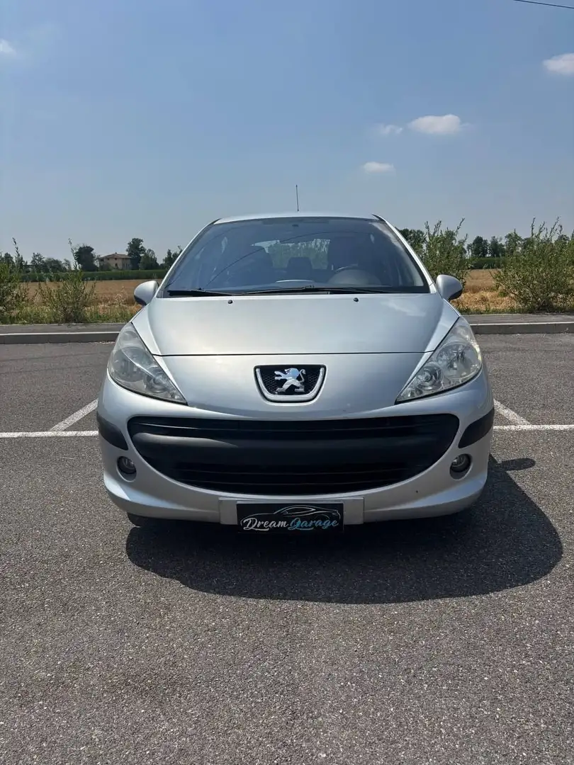 Peugeot 207 NEOP.  1.4 Benzina Grijs - 2