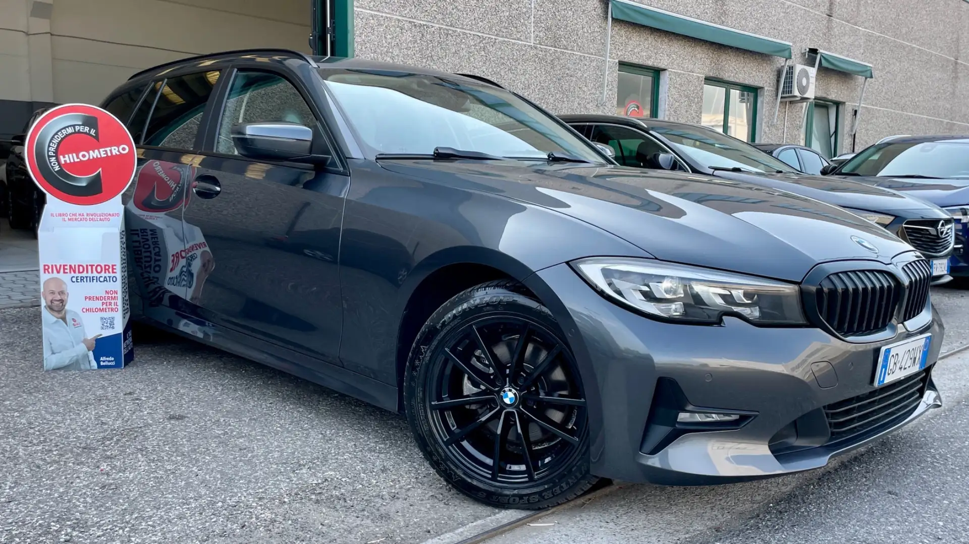 BMW 320 BMW 320D 48V TOURING ADVANTAGE 2.0 190CV - FARI FU Negro - 1