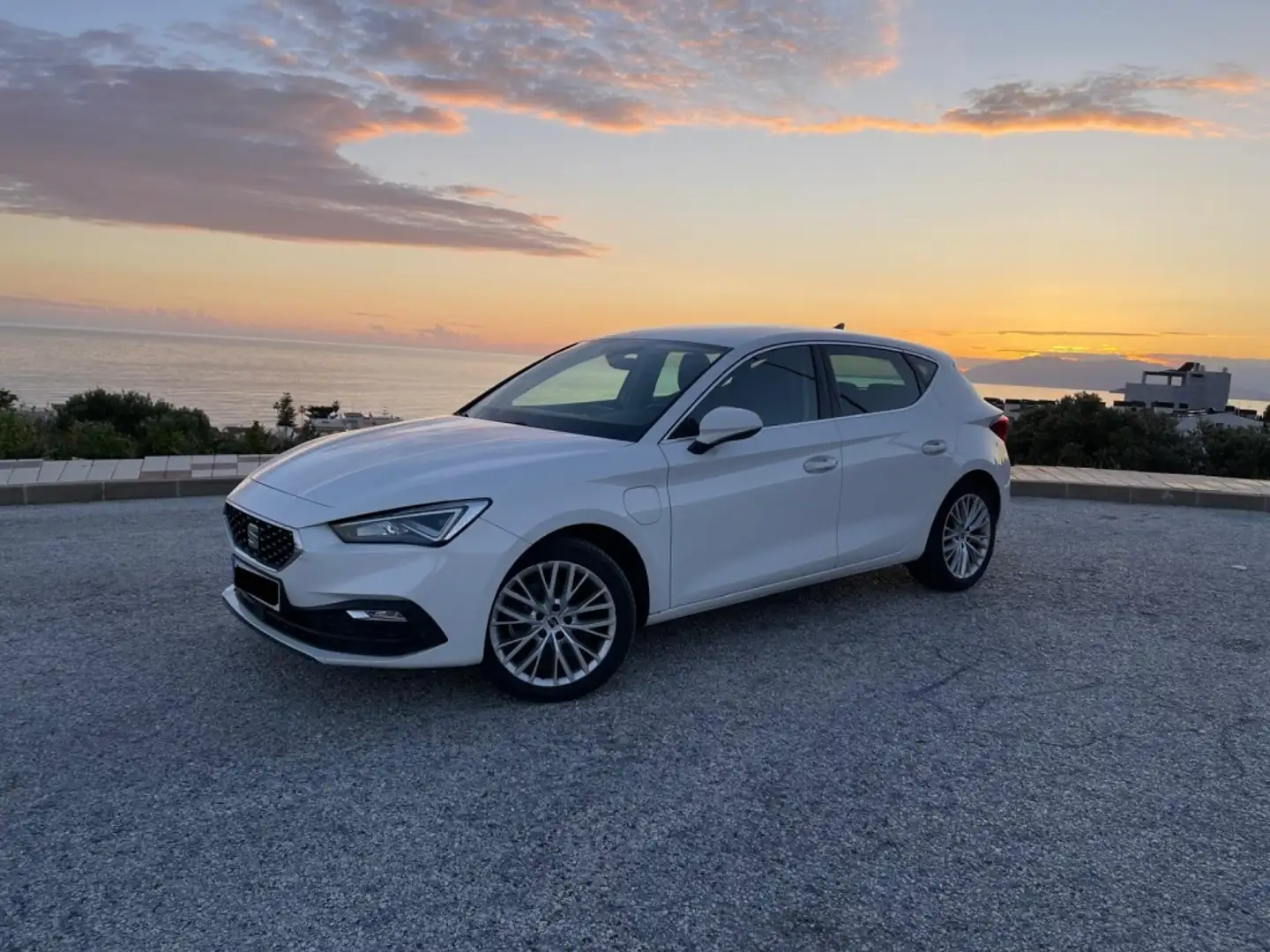 SEAT Leon 1.4 TSI e-Hybrid S&S Xcellence DSG-6 204 Blanc - 1