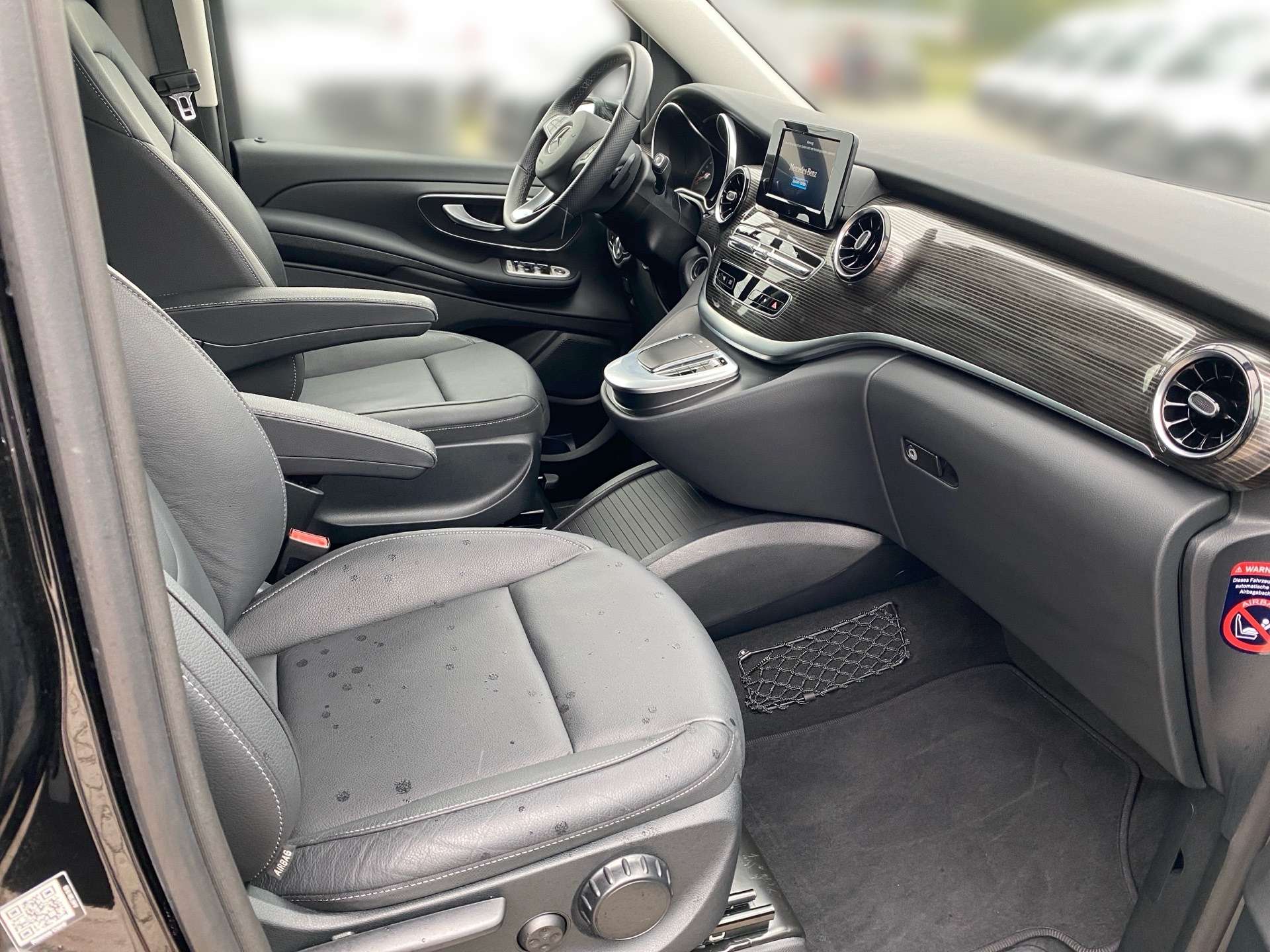 Mercedes-Benz V 220