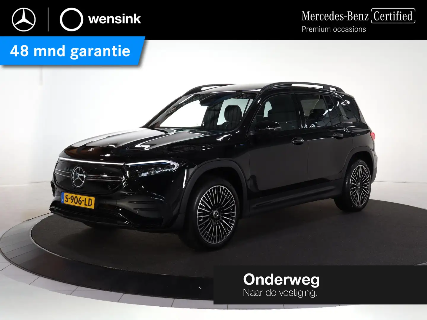 Mercedes-Benz EQB 250 AMG Line 67 kWh | Night | Panoramadak | 20" lichtm Noir - 1