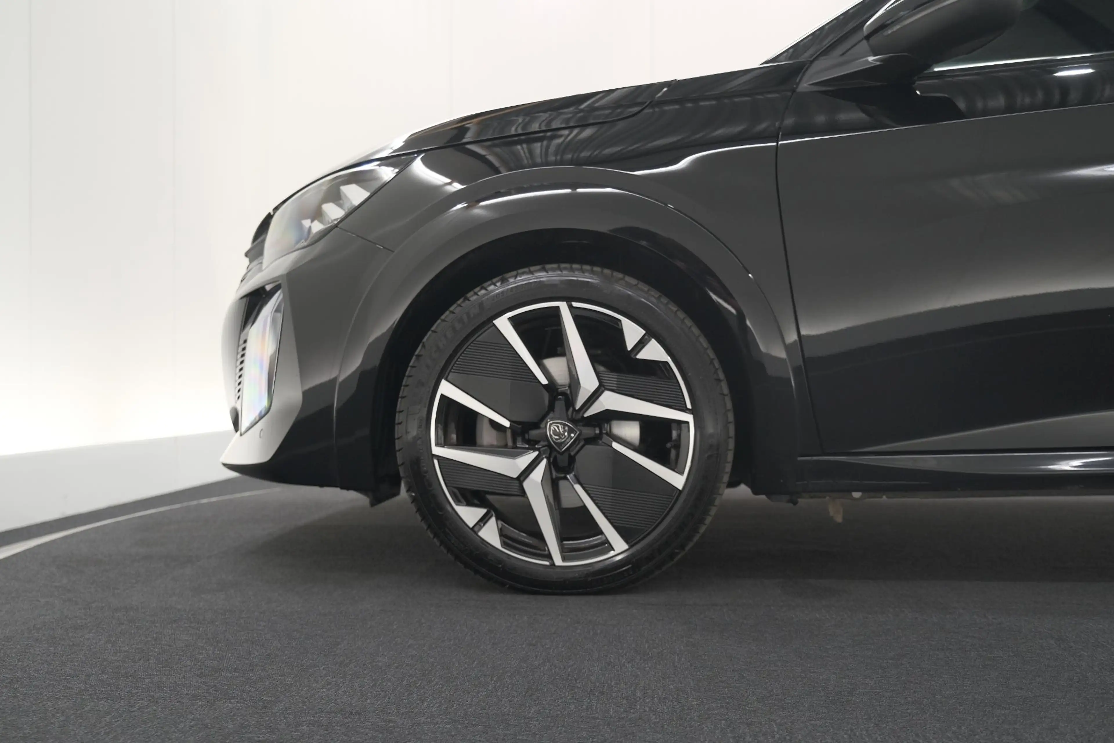 Peugeot 208 1.2 Hybrid 145 e-DCS6 GT | Alcantara Pakket | Came — photo 12