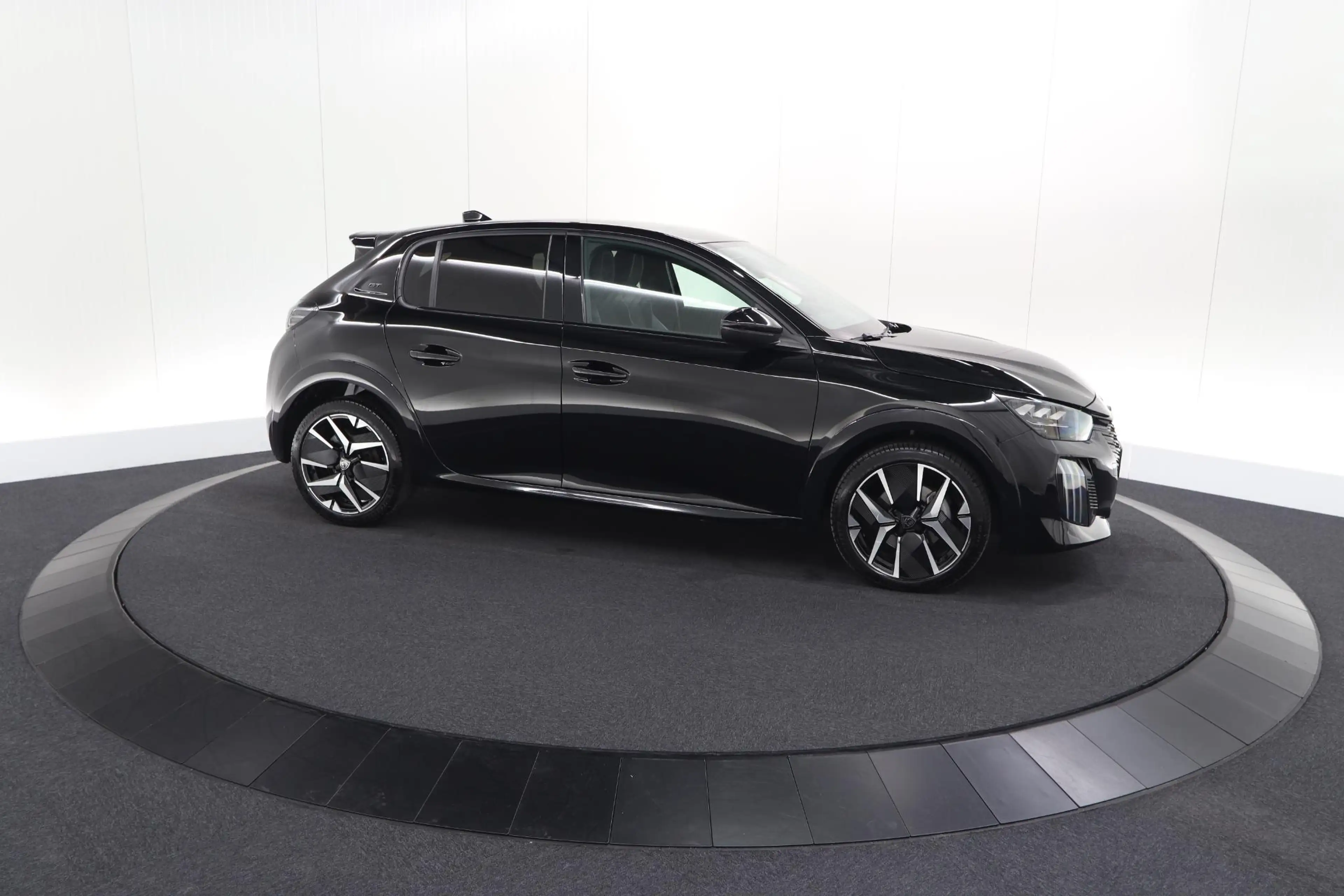 Peugeot 208 1.2 Hybrid 145 e-DCS6 GT | Alcantara Pakket | Came — photo 5