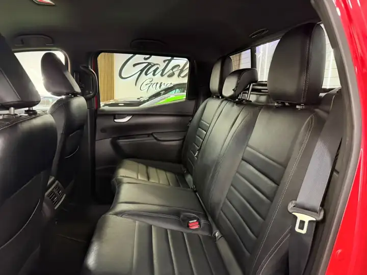 Mercedes-Benz 2019, foto 32