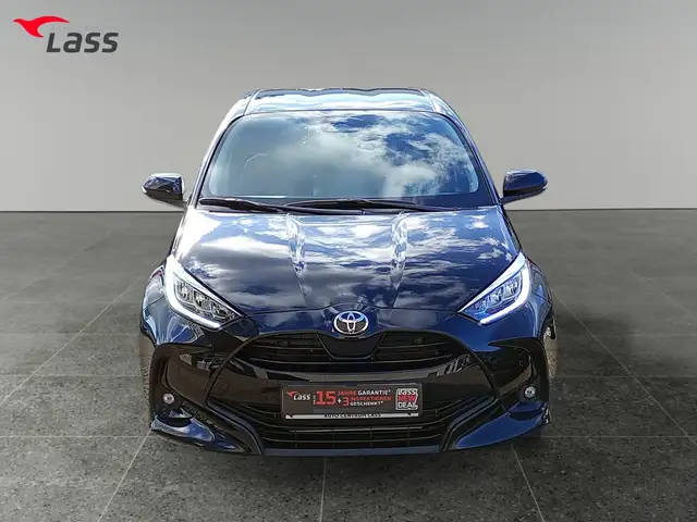 Toyota Yaris view 9