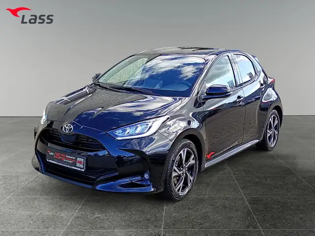 Toyota Yaris view 2