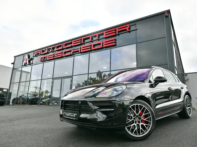 2021 Porsche Macan in Black for sale