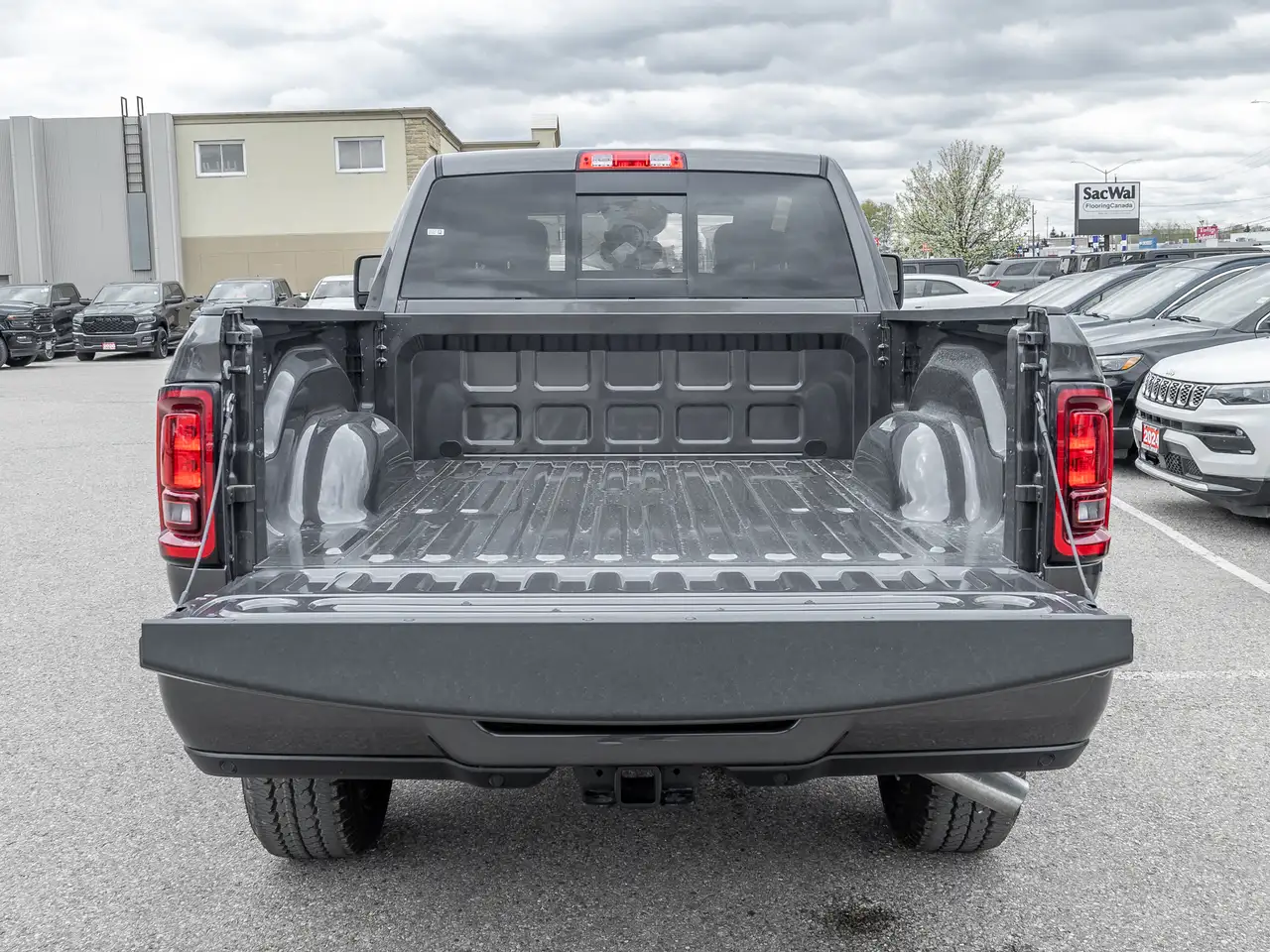 RAM 2500 снимка RAM 2500