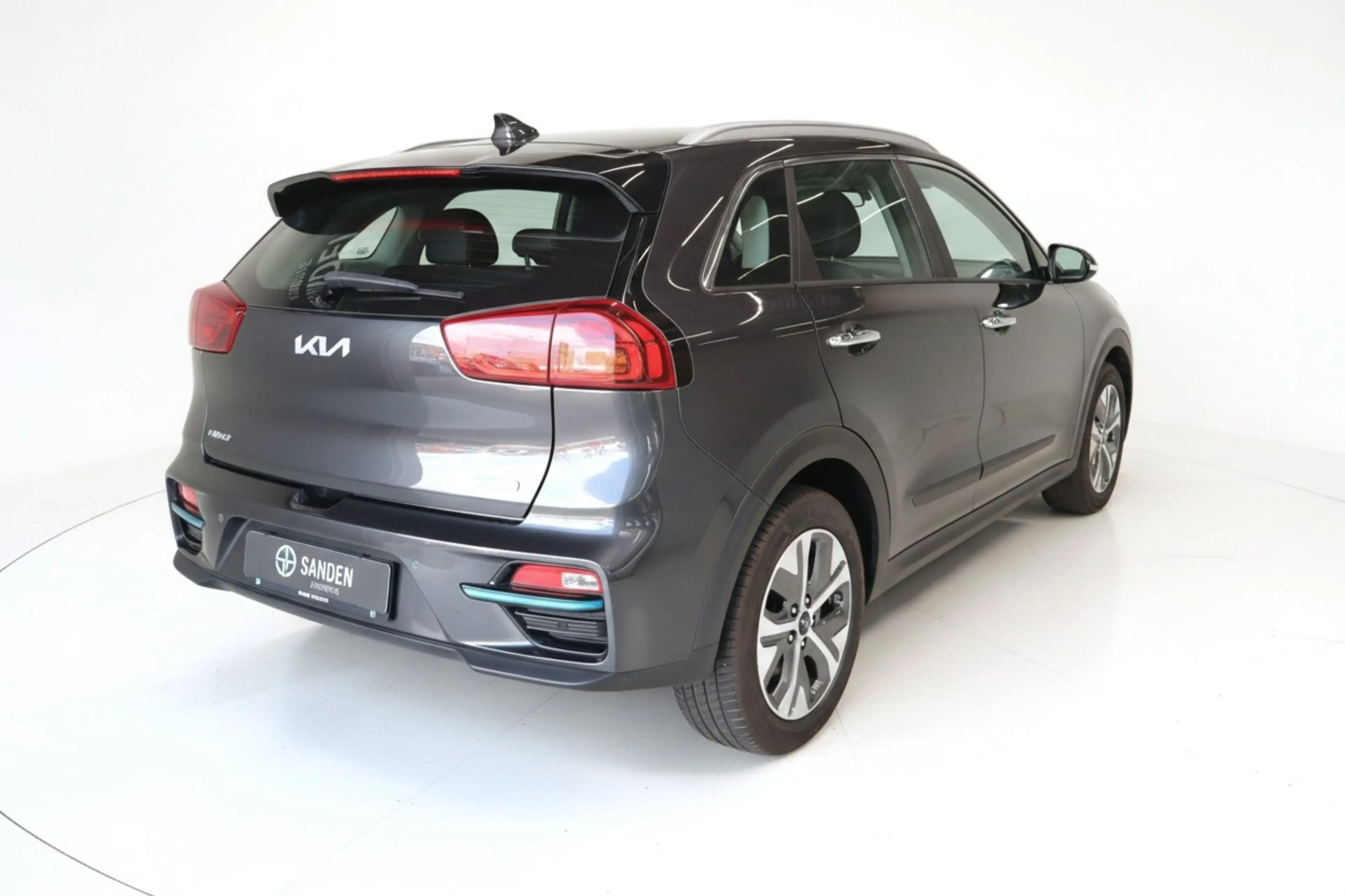 Kia e-Niro EV Vision 64.8 kWh|Automaat|LED|Navi|Camera|Half l — photo 13