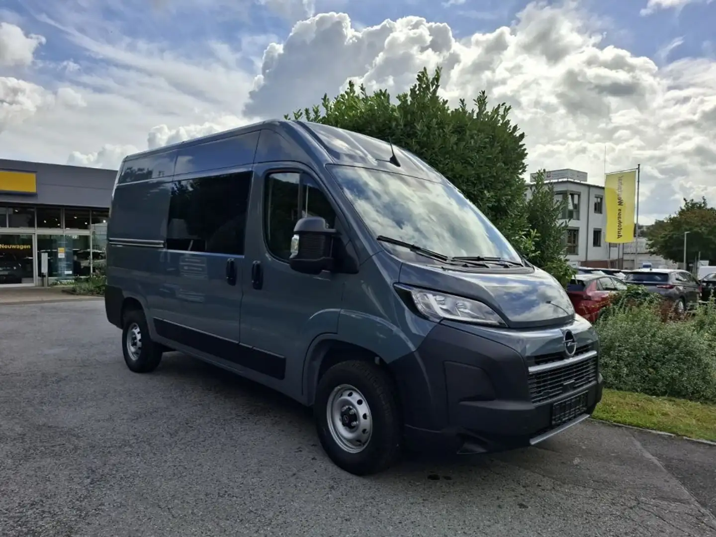 Opel Movano 2.2 BlueHDi 120 L2H2 VA Grau - 1